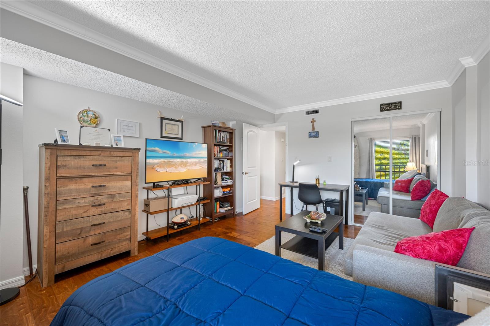 Optional 3rd bedroom or office