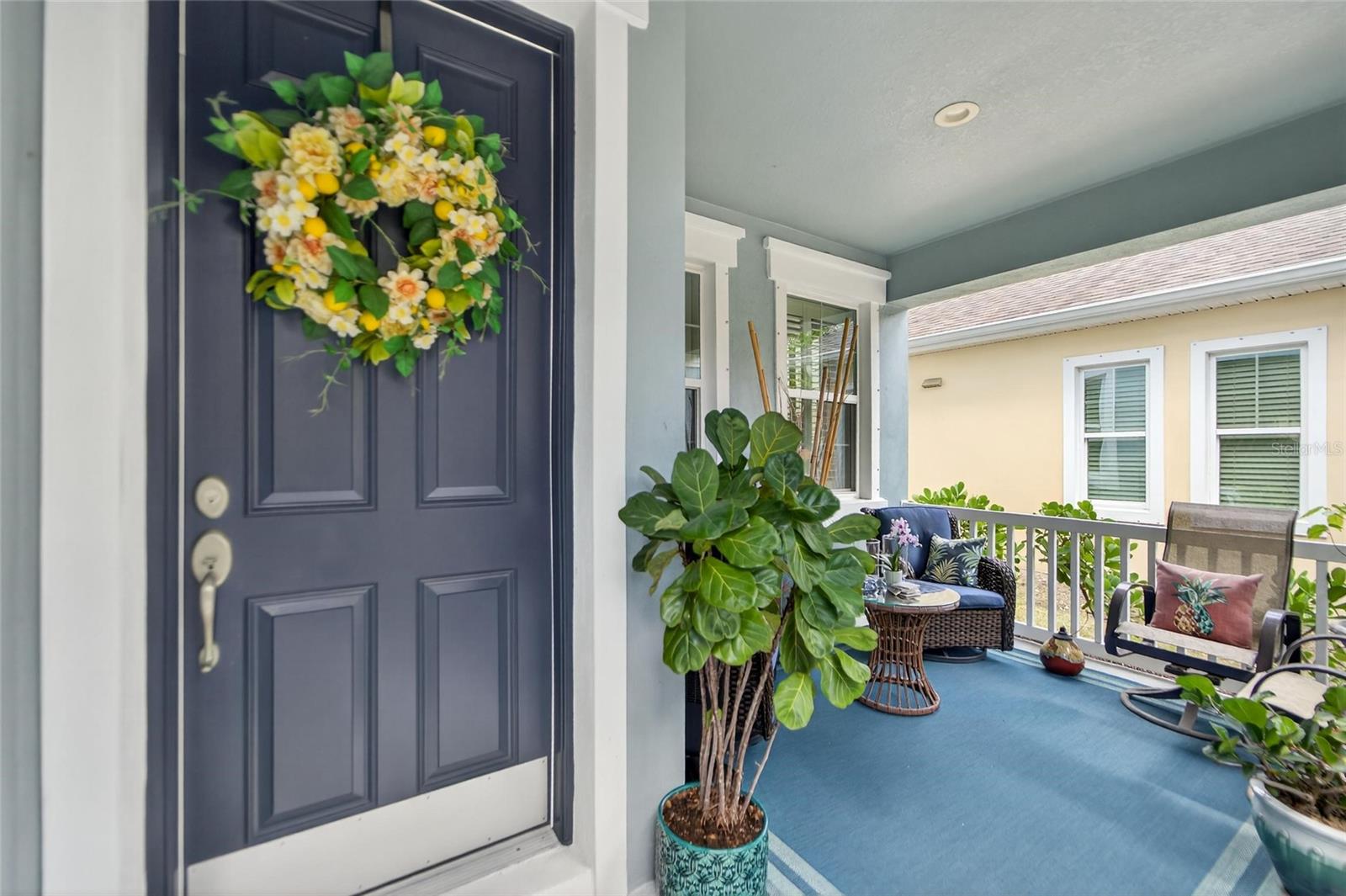 Exterior Front Entry