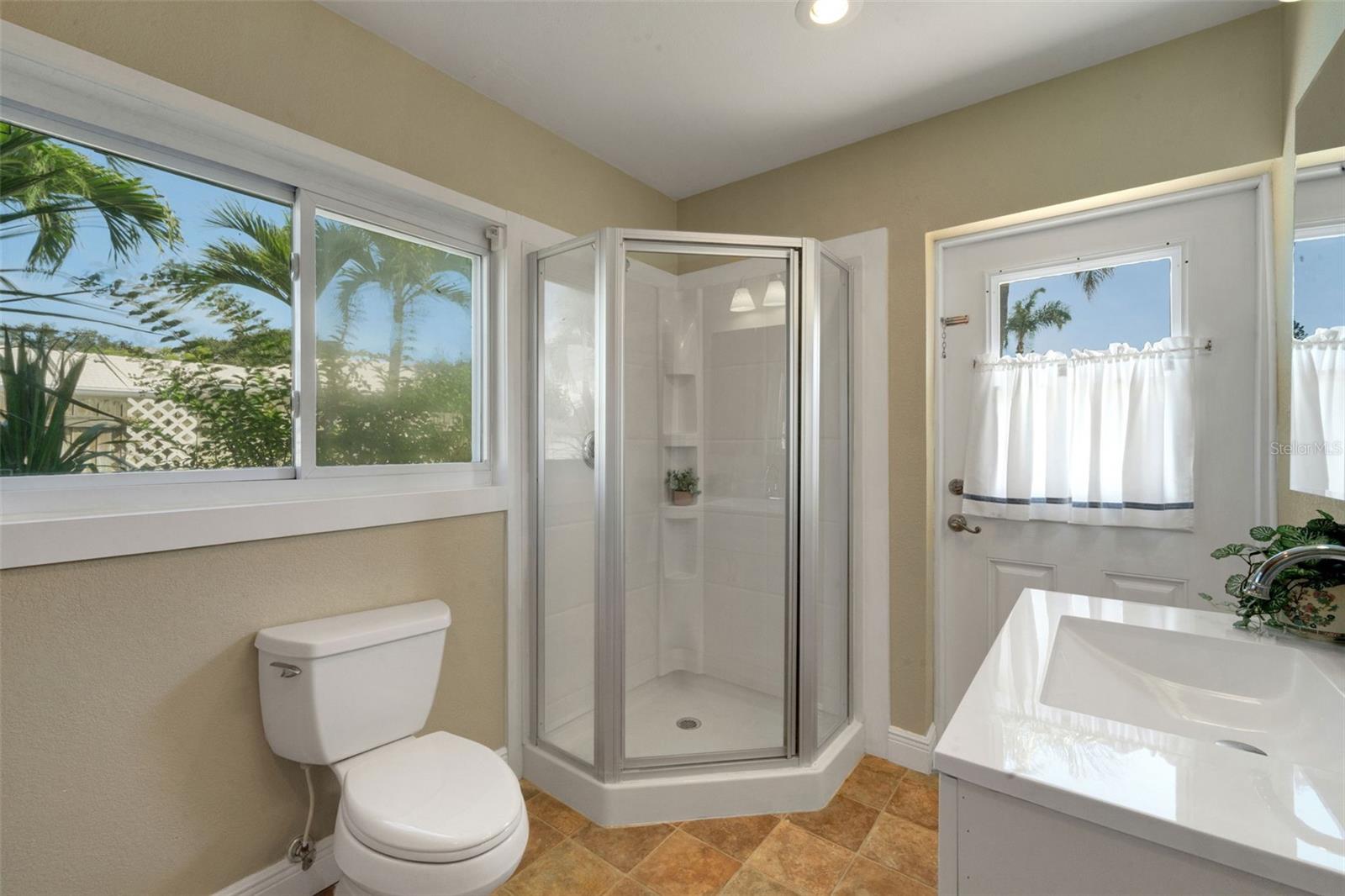 Bedroom 4 En-Suite with pool access