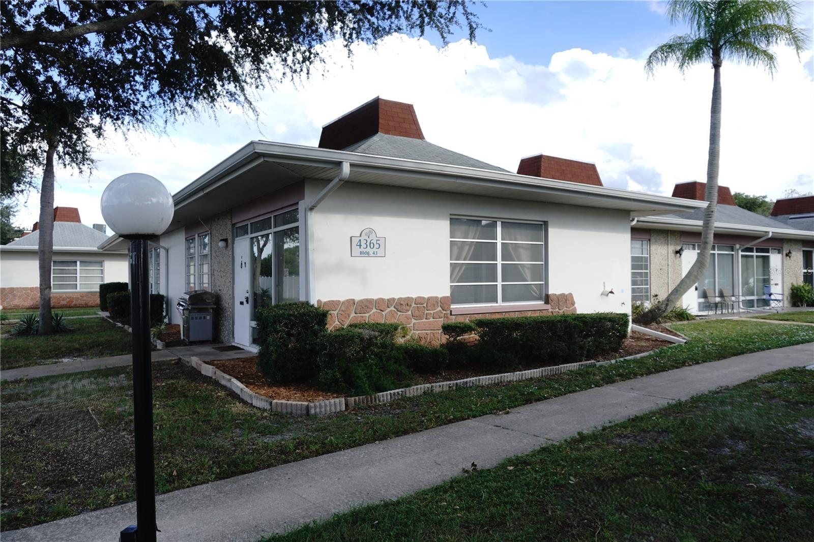 4365 Tahitian Gardens Unit E