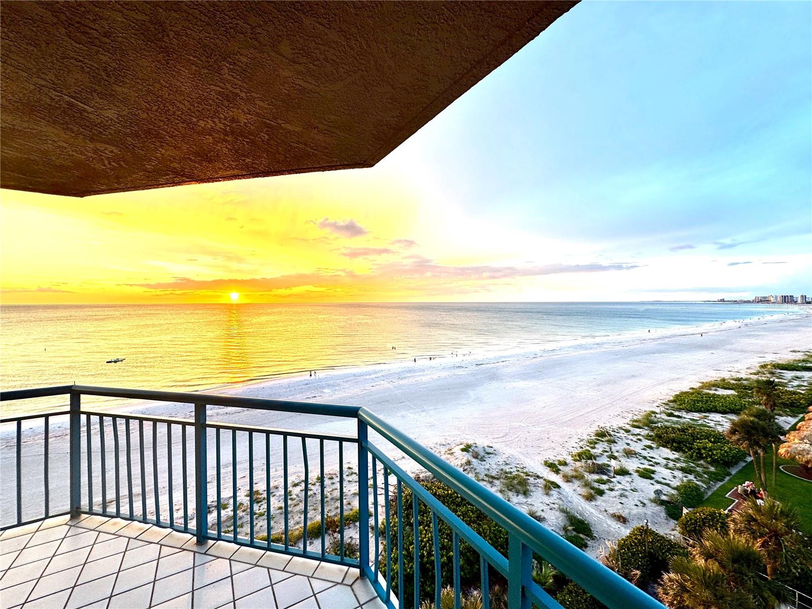 Views for days and nights!