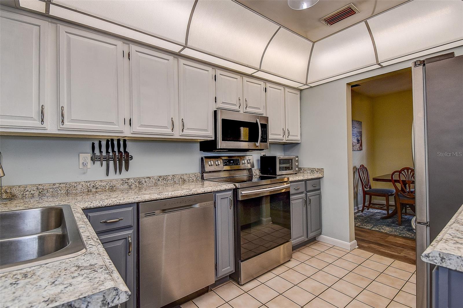 Loads of Counter space