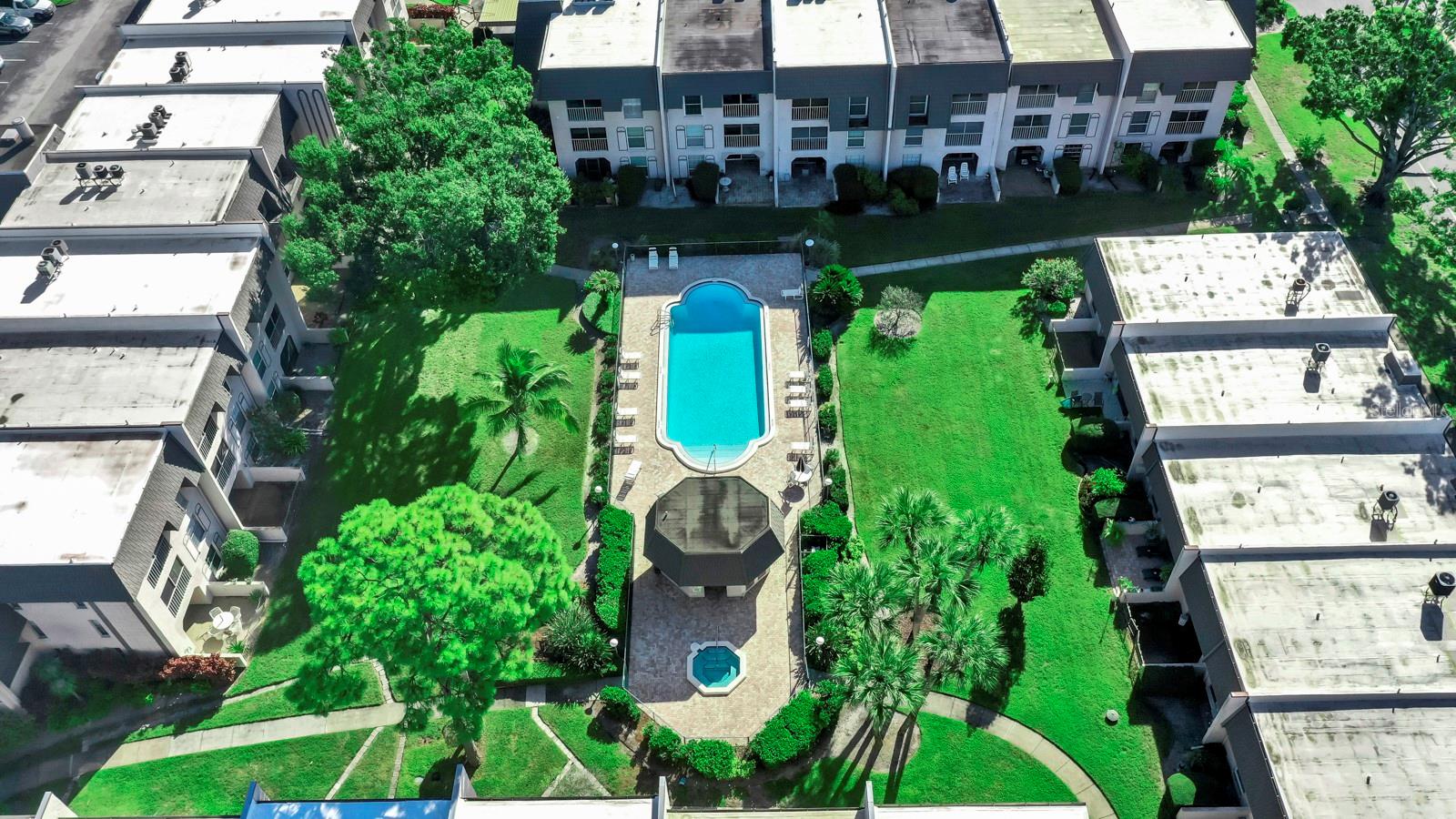 Glistening pool!