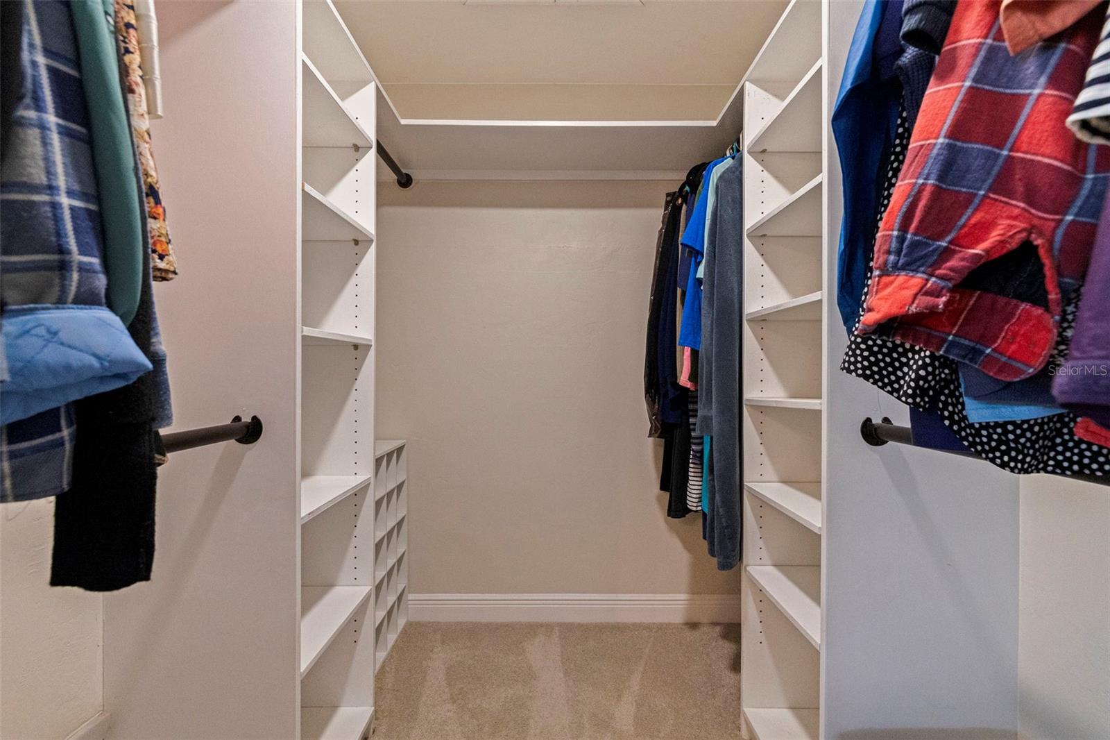 Primary suite walk-in closet