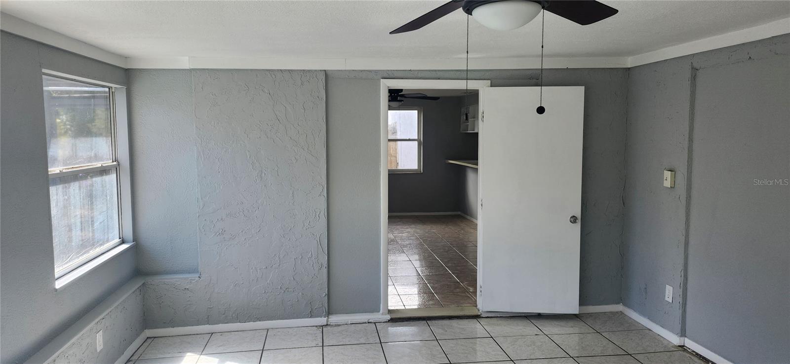 3rd area for a living room/den