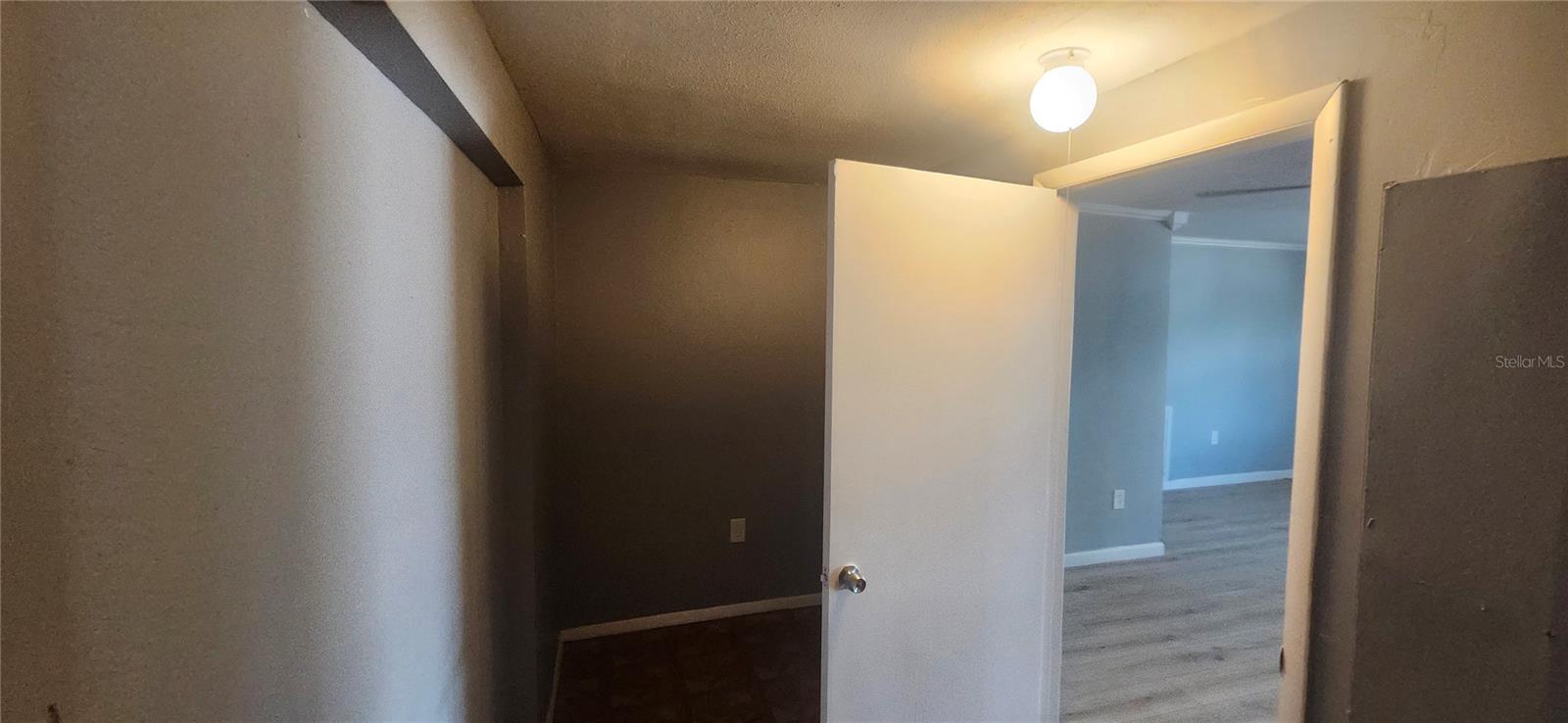 14 x 4 Bonus Room