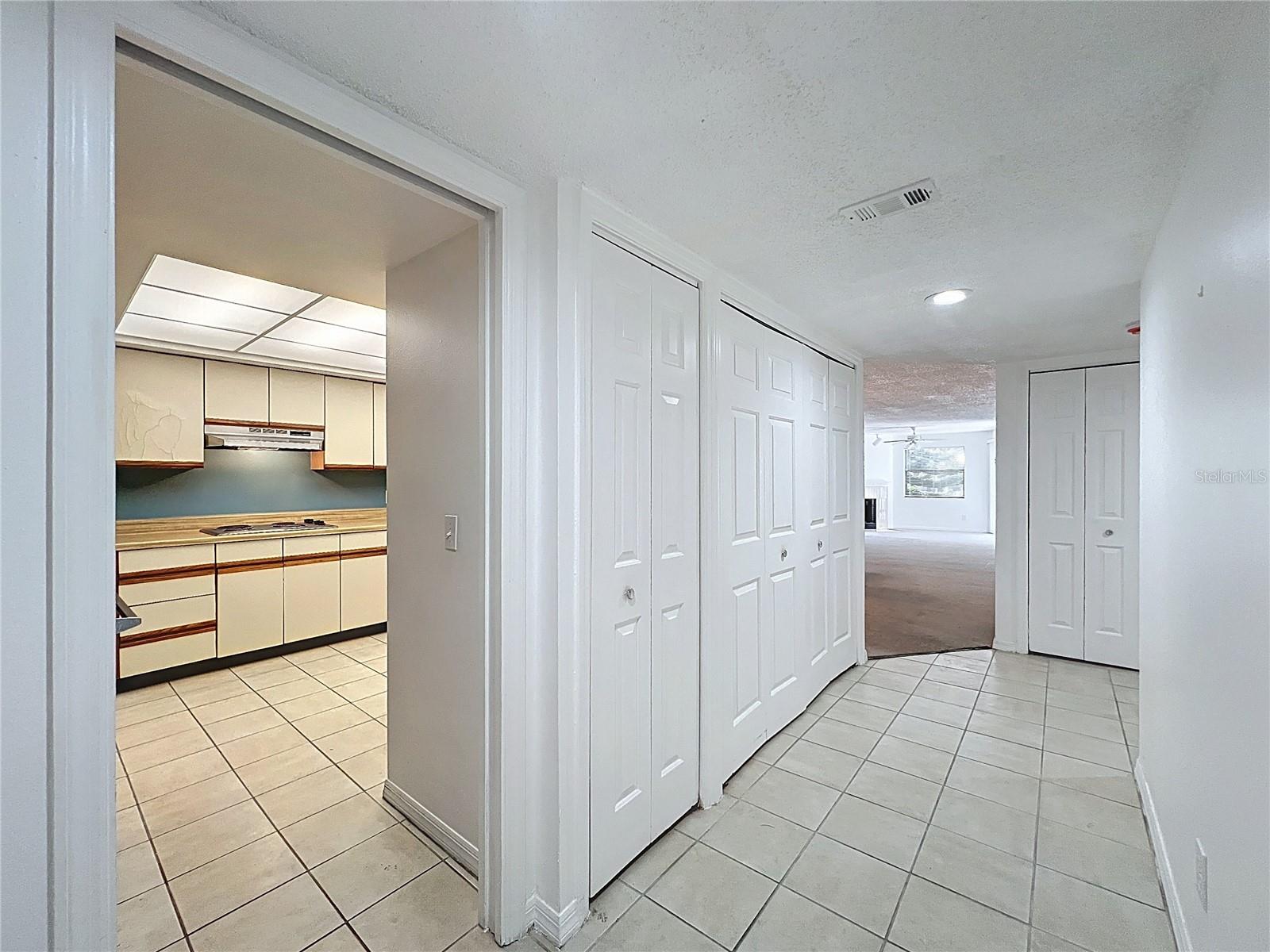 Entry into the kitchen. W/D in the closet.