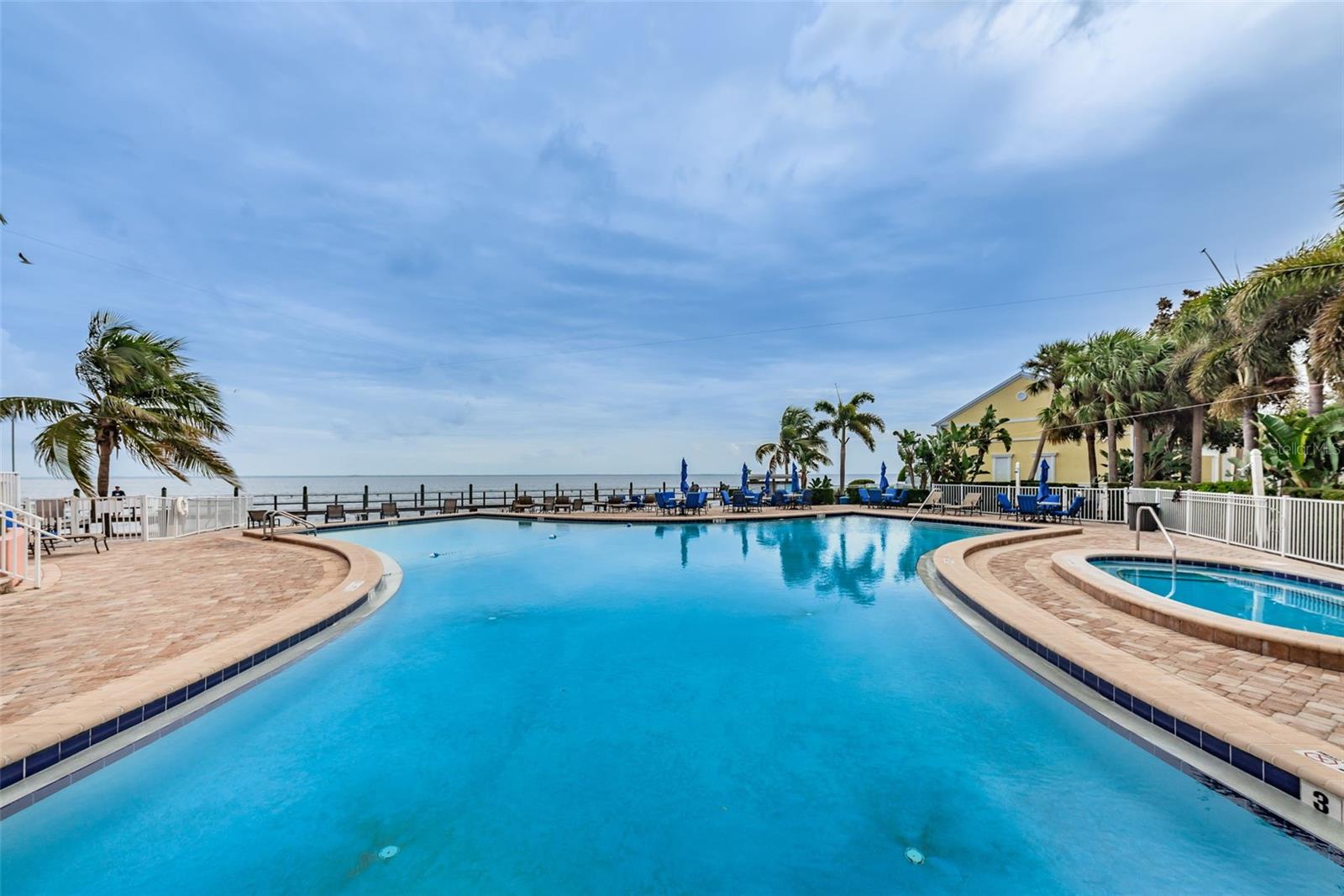 Clubhouse Pool & Spa