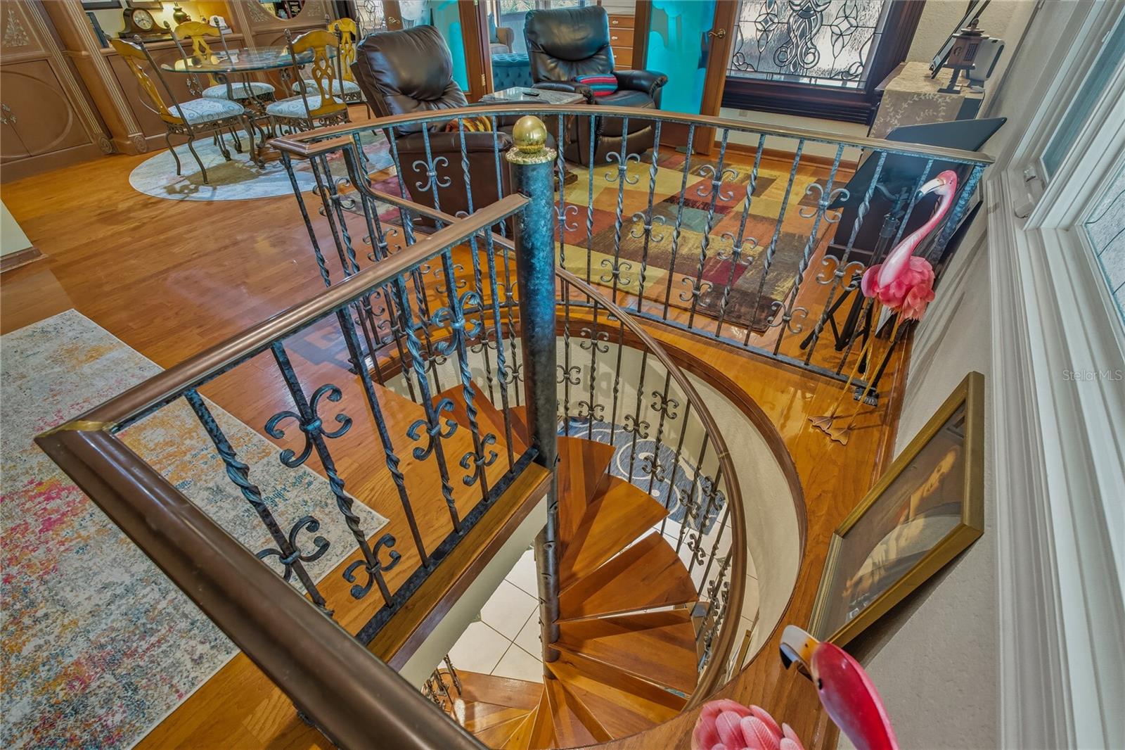 WELCOME UPSTAIRS