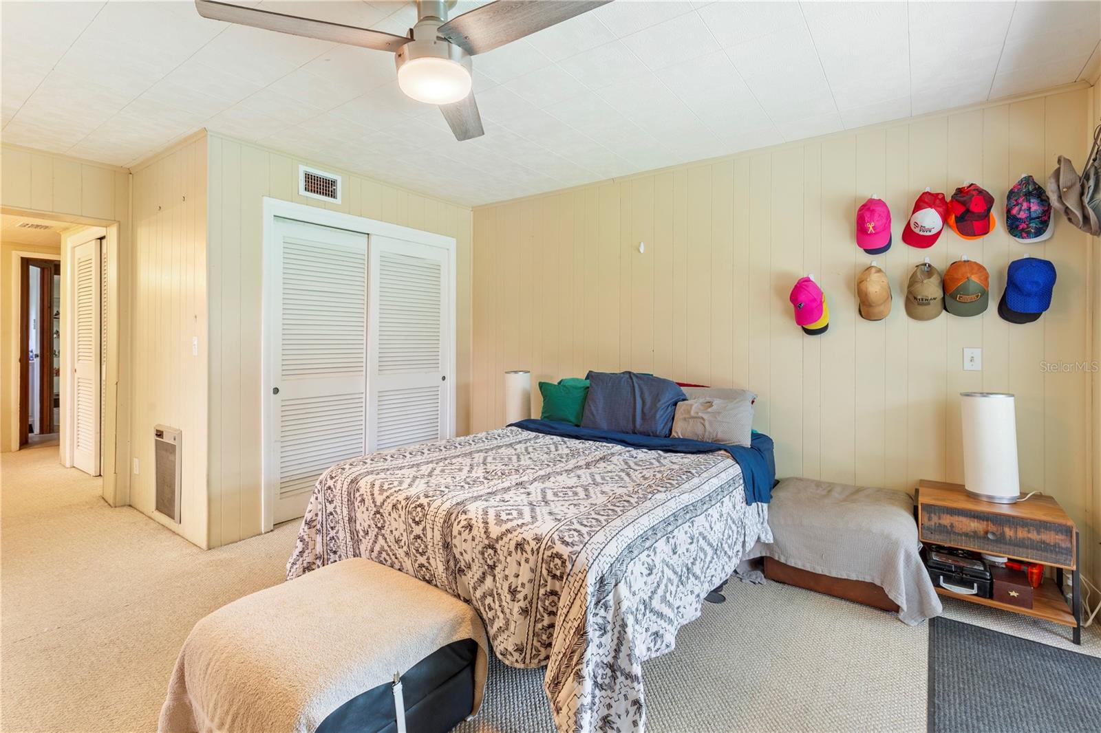 1st floor primary bedroom