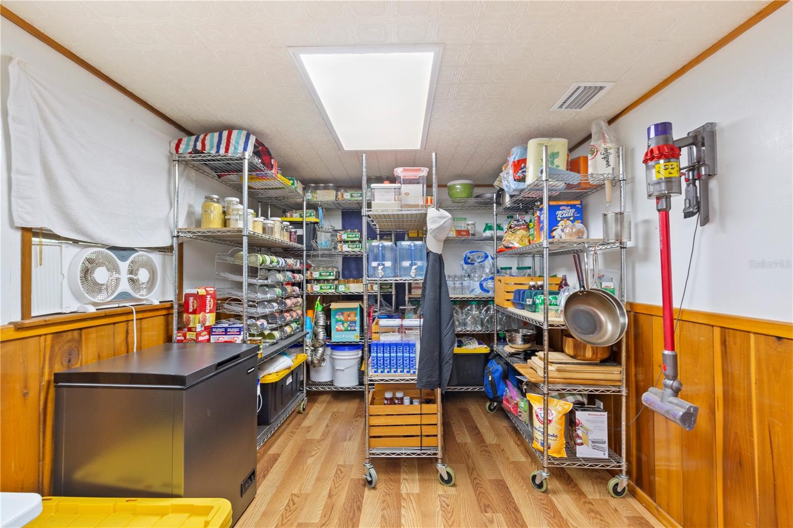 Eating Area in Kitchen (Currently used as Open Pantry)