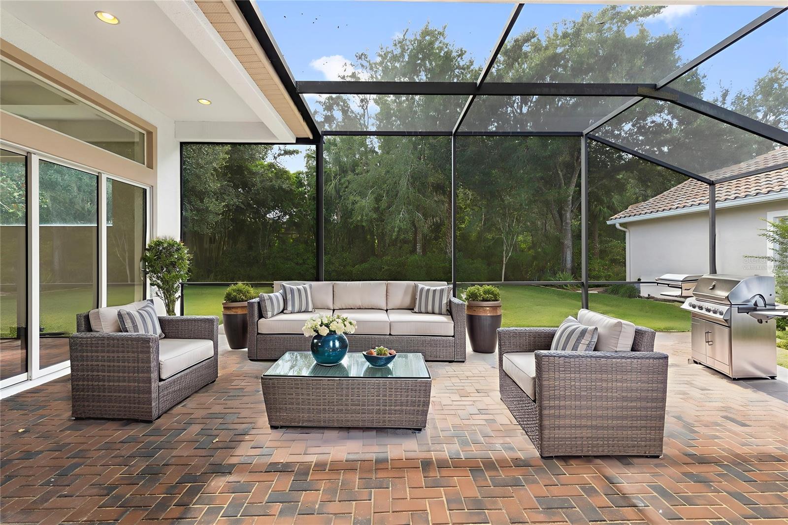 Virtually Staged-Screened Outdoor Lanai
