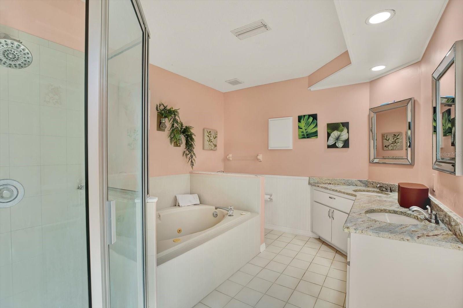 Primary En Suite