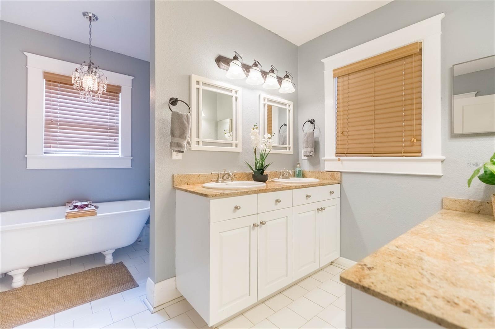 Dual Vanity
