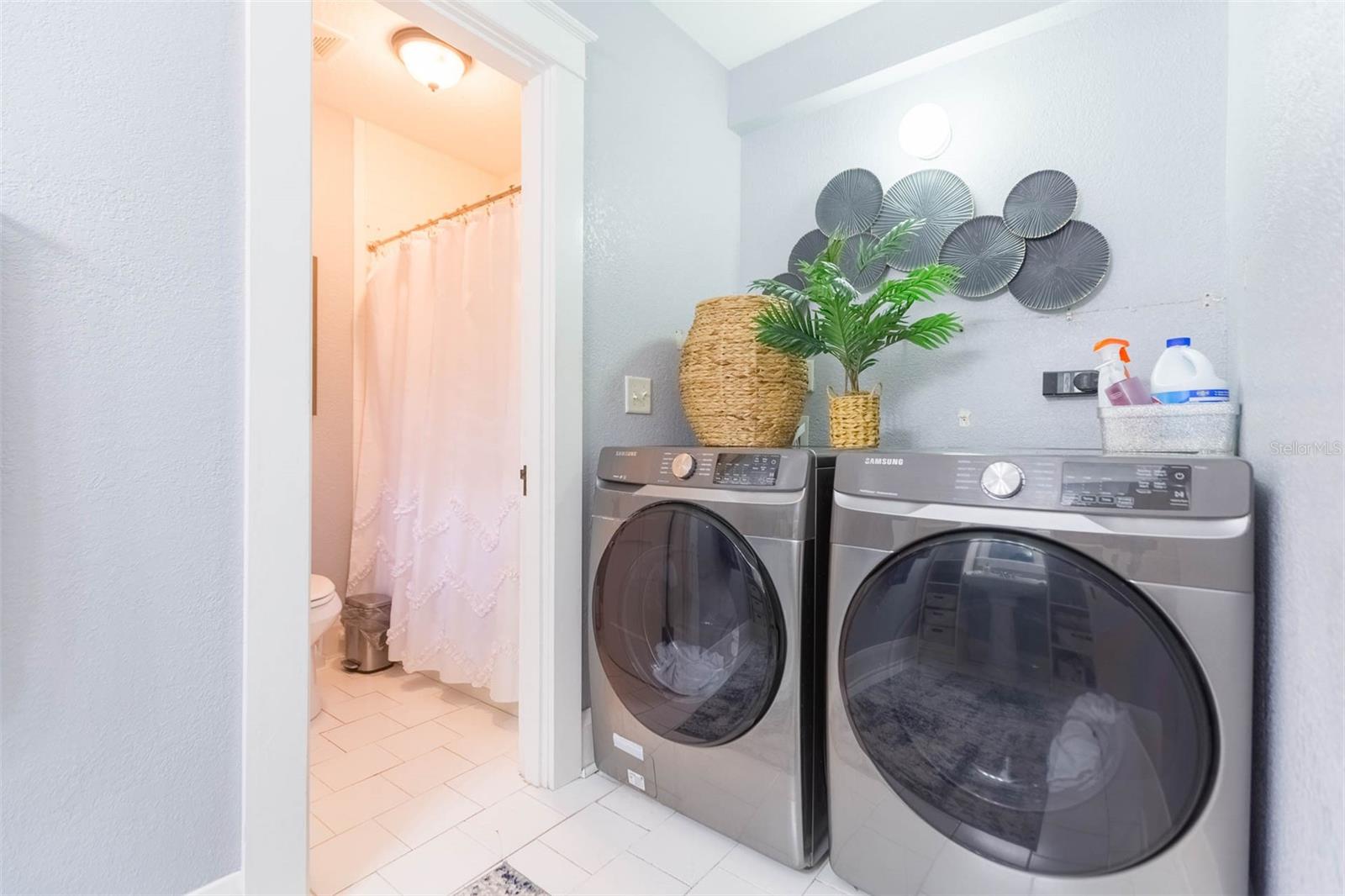 Washer/Dryer
