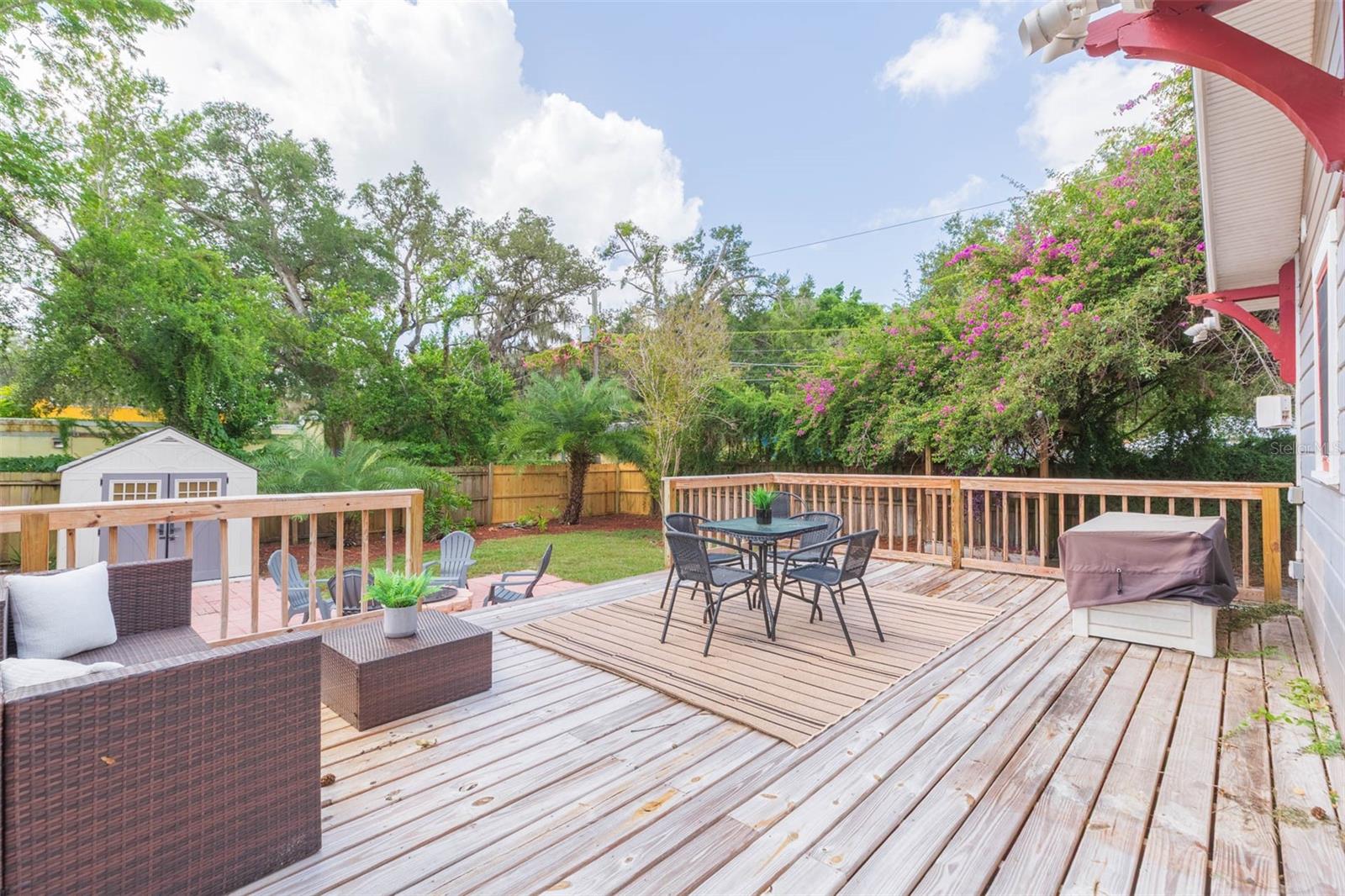 Deck View