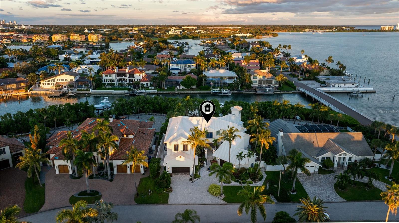 Twilight t Aerial Front view
