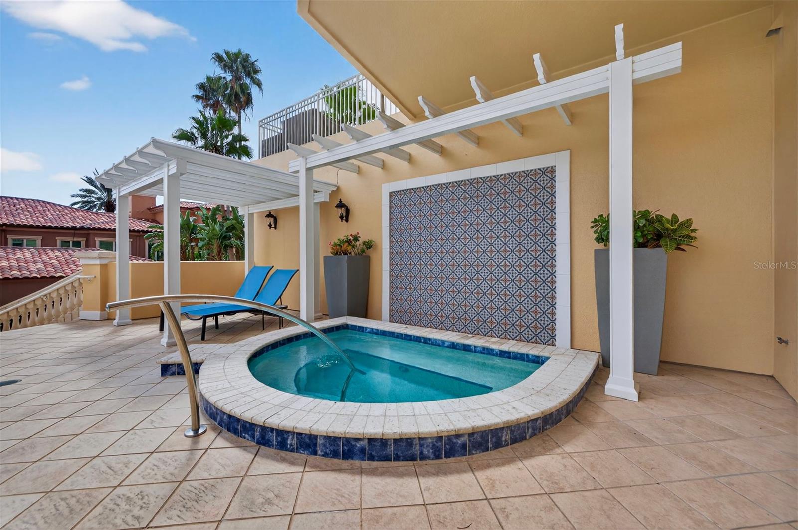 Hot tub