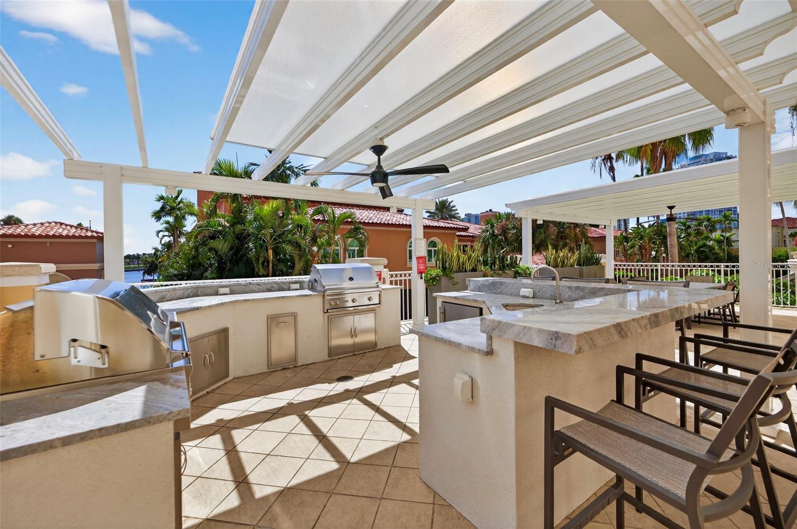Outdoor Kitchen