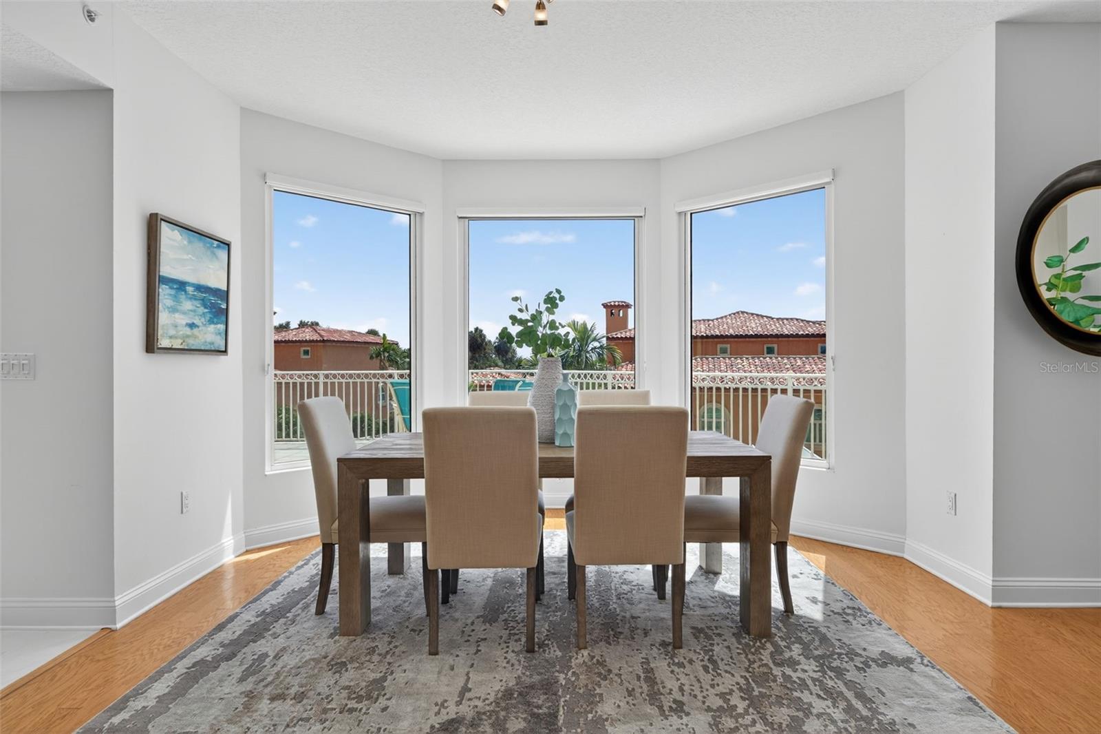 Formal Dining