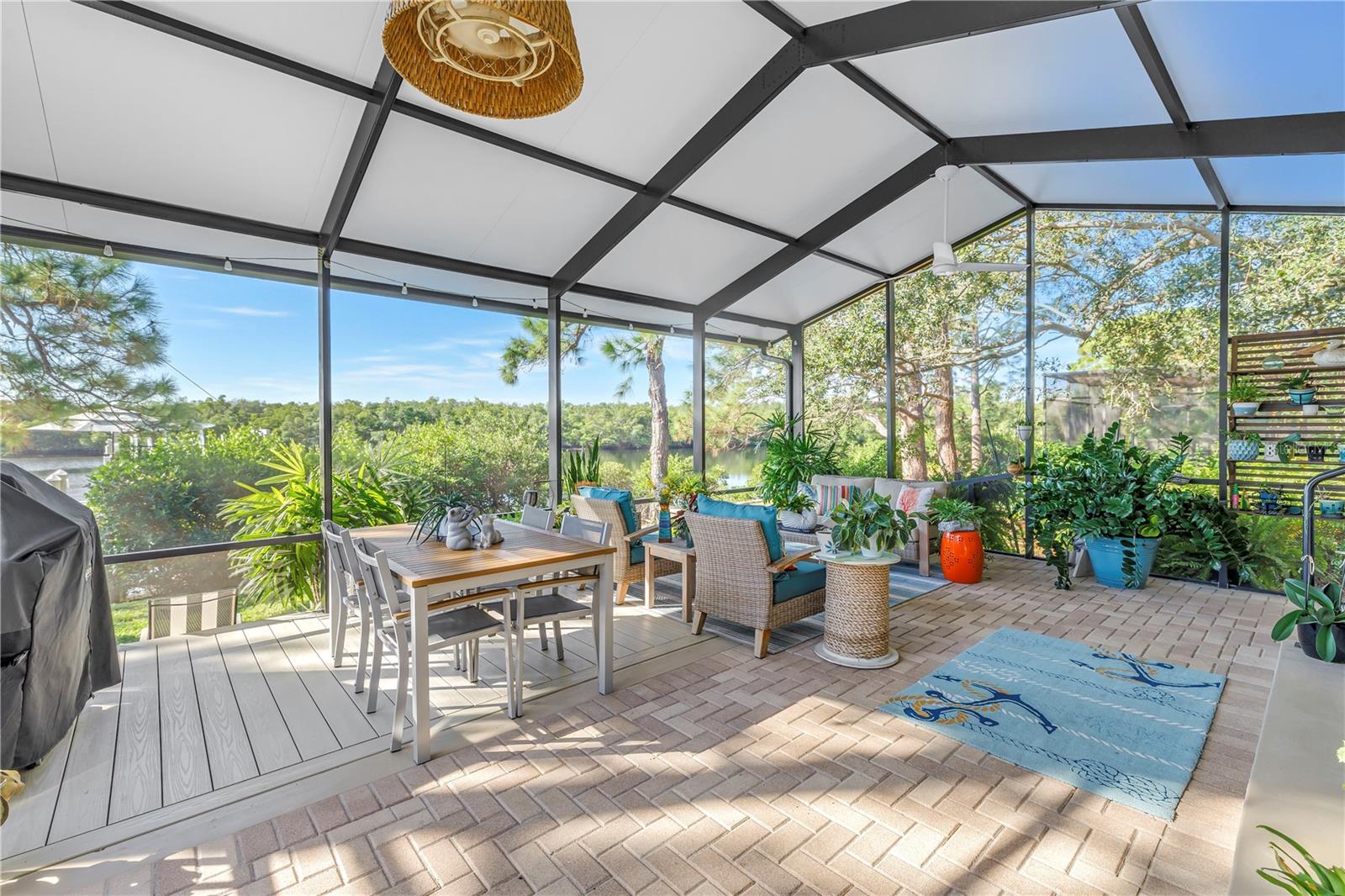 High Vaulted Ceiling, insulated and Shady with floor to ceiling screened views
