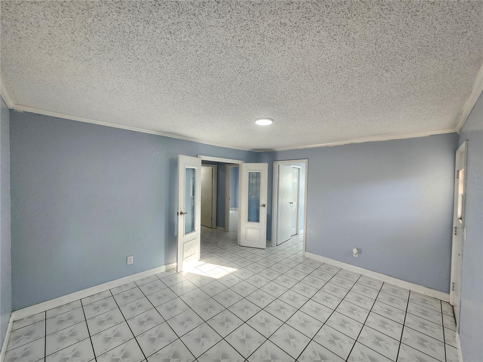 L4956396