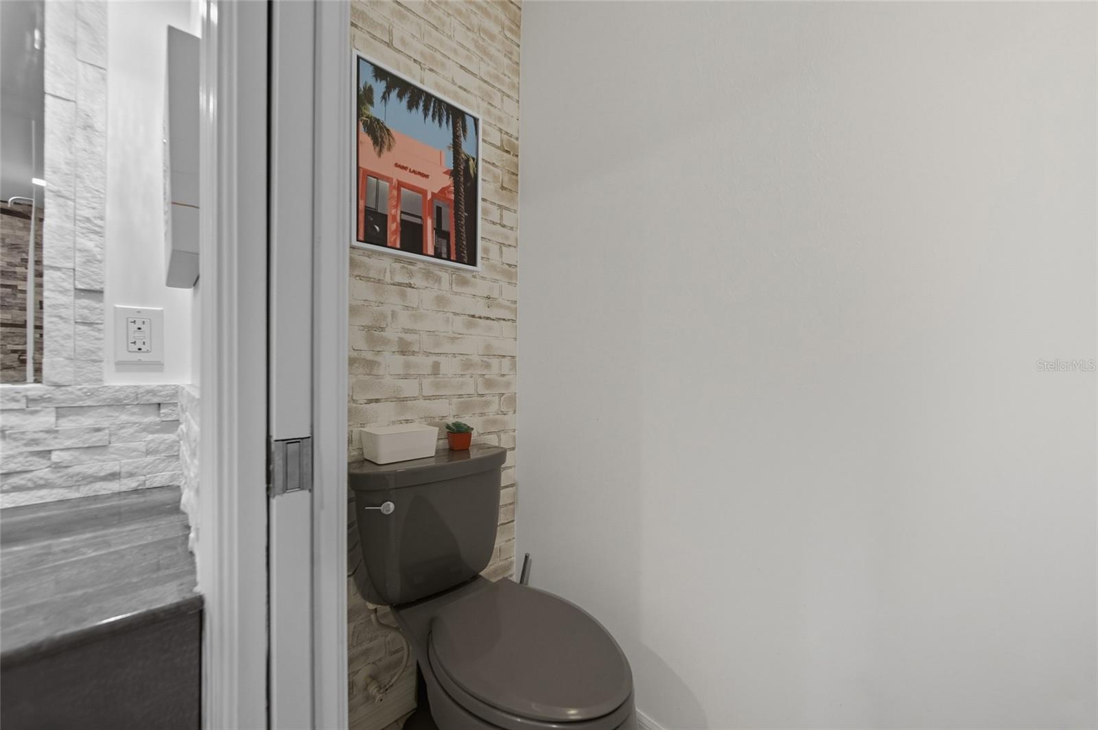 Primary bedroom ensuite