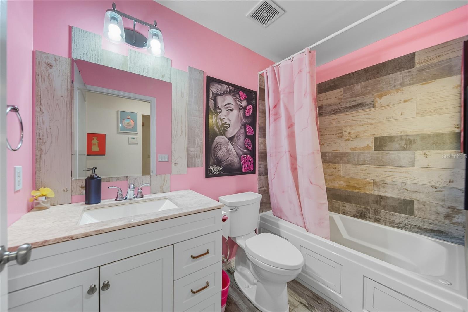 2nd bathroom