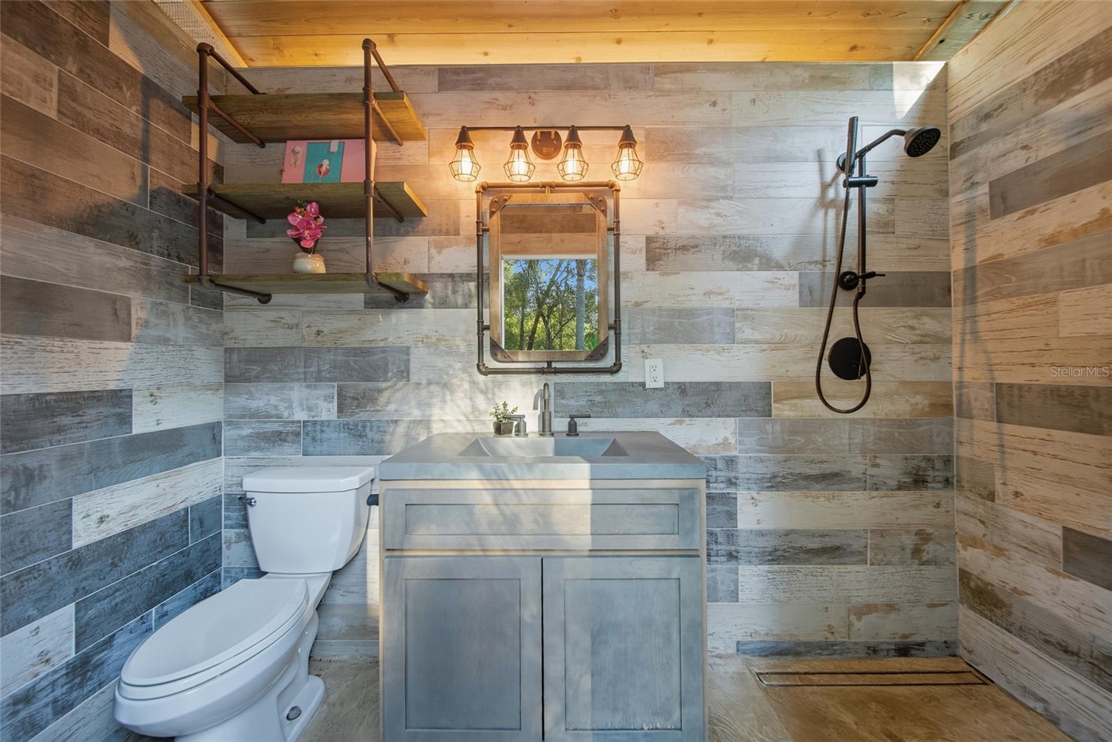 outdoor bathroom