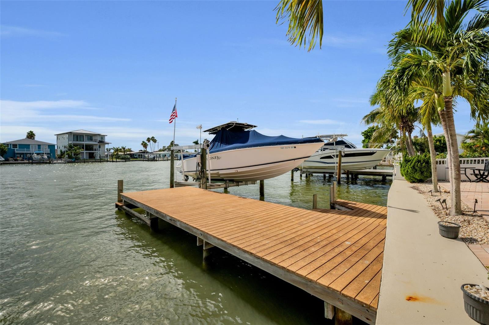 Boat lift ready for your vessel