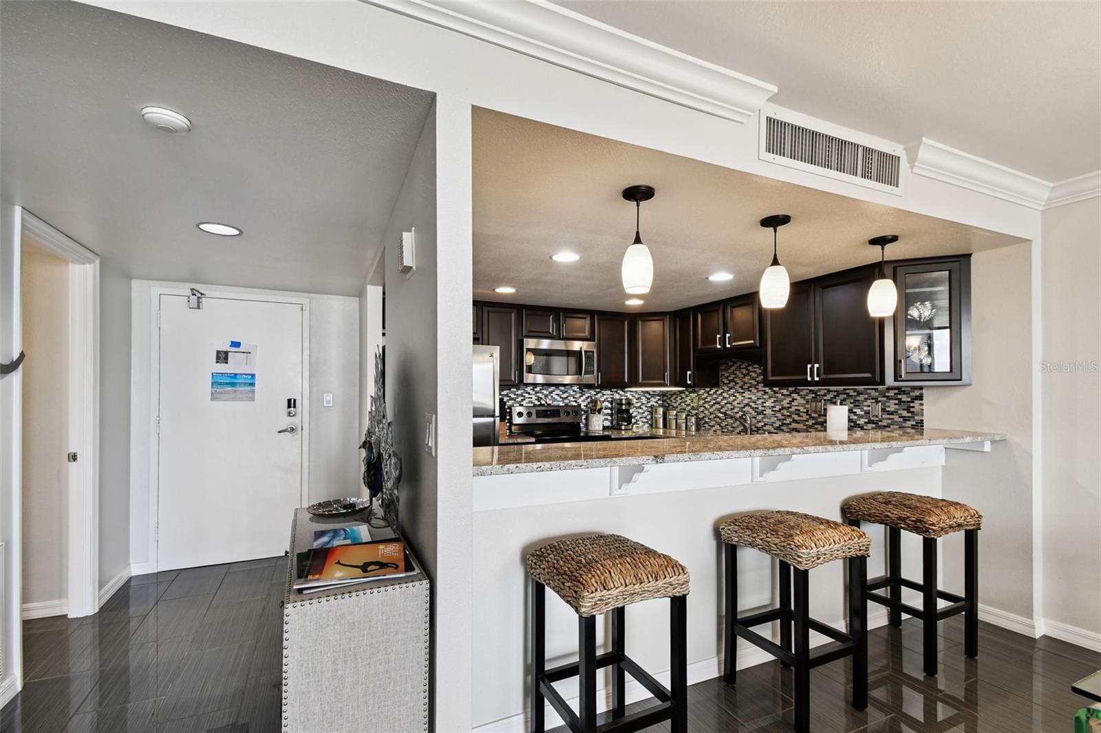 Breakfast bar