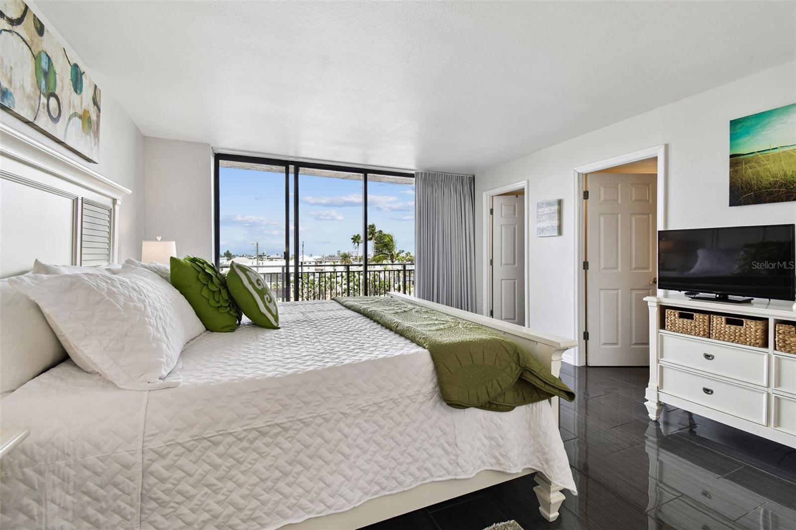 Main bedroom
