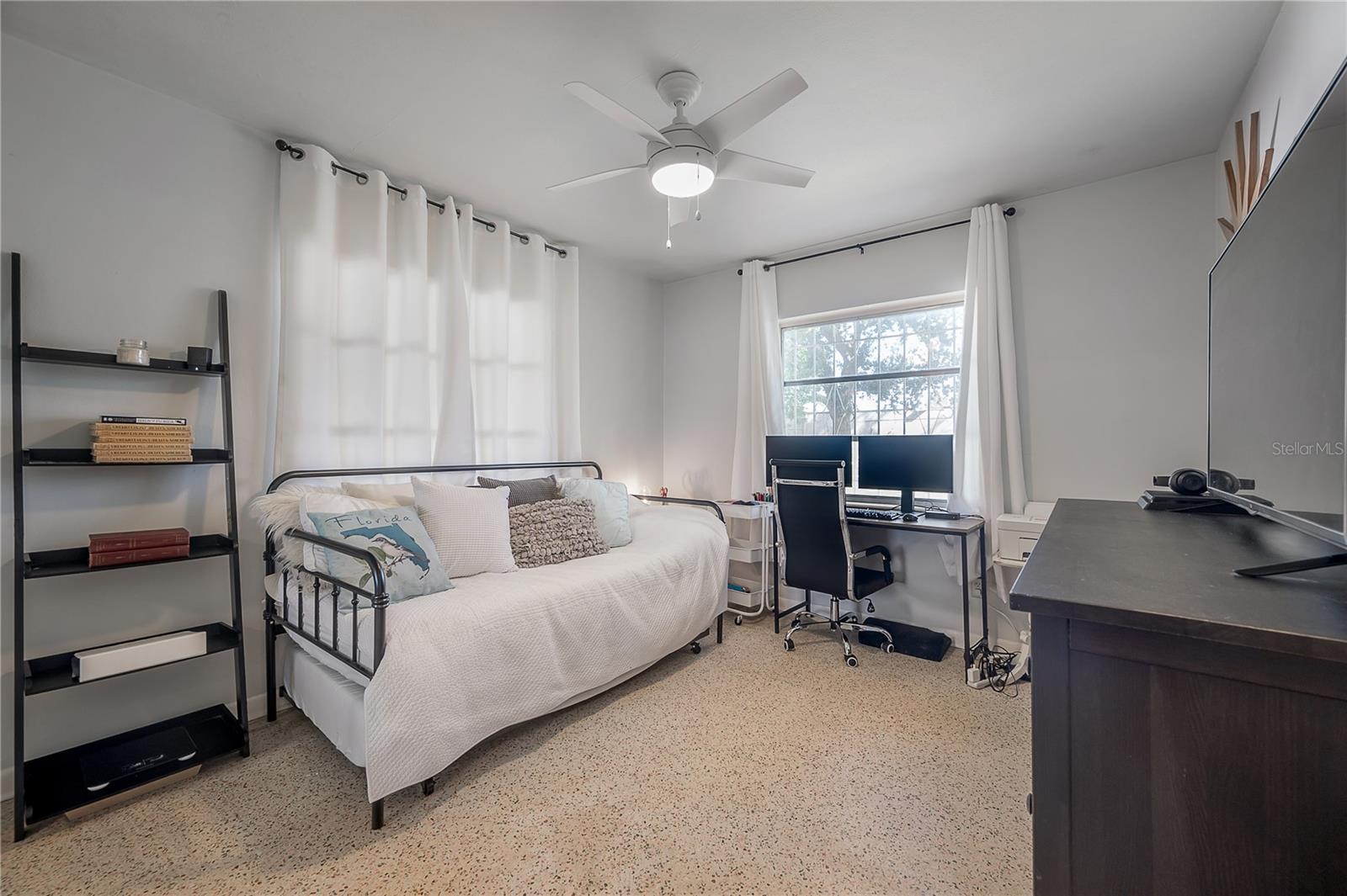 Guest bedroom
