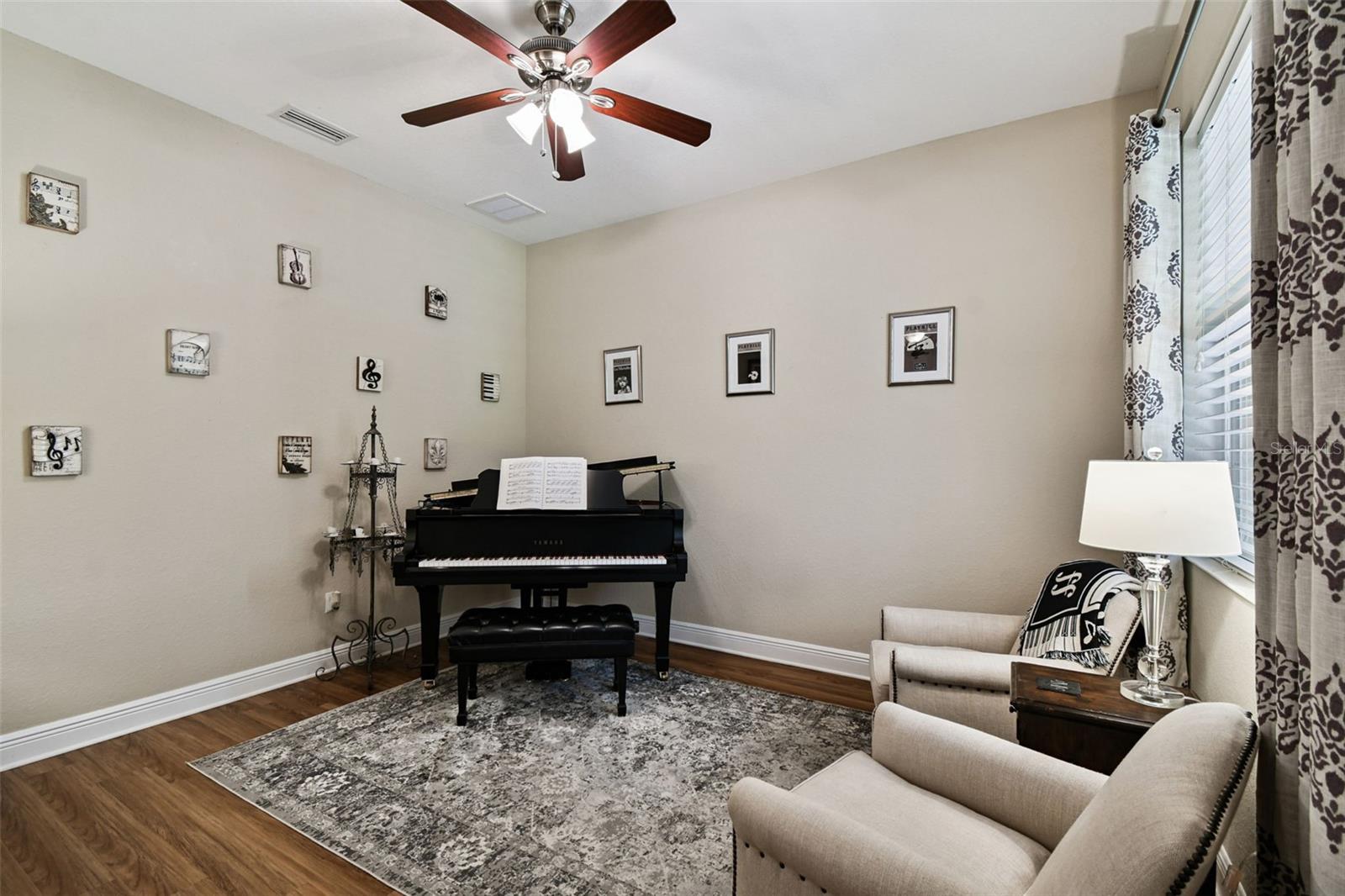 First floor den/office