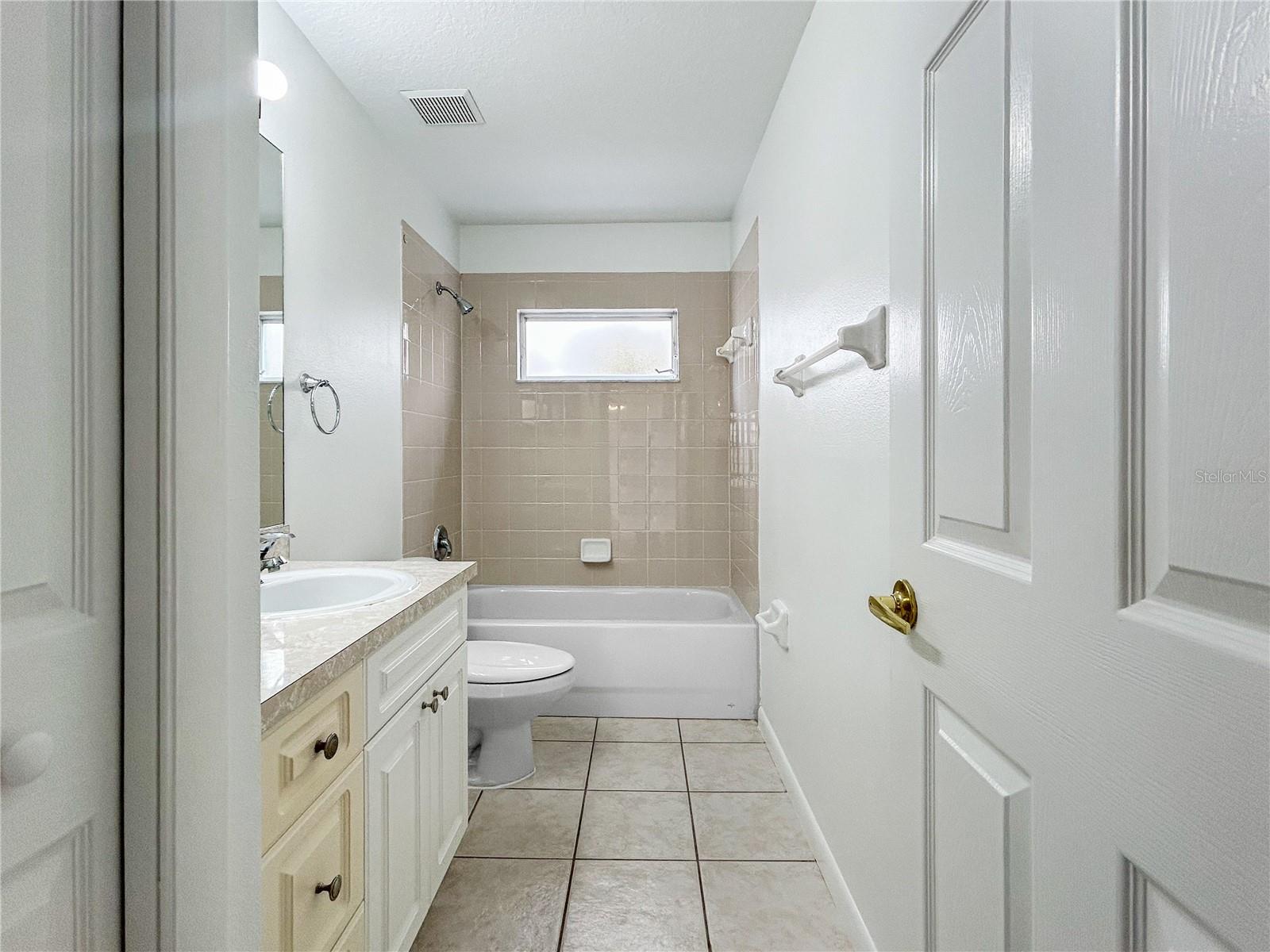 2nd Bathroom