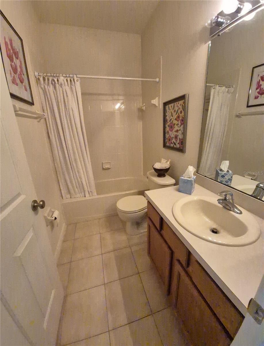 2nd Bathroom