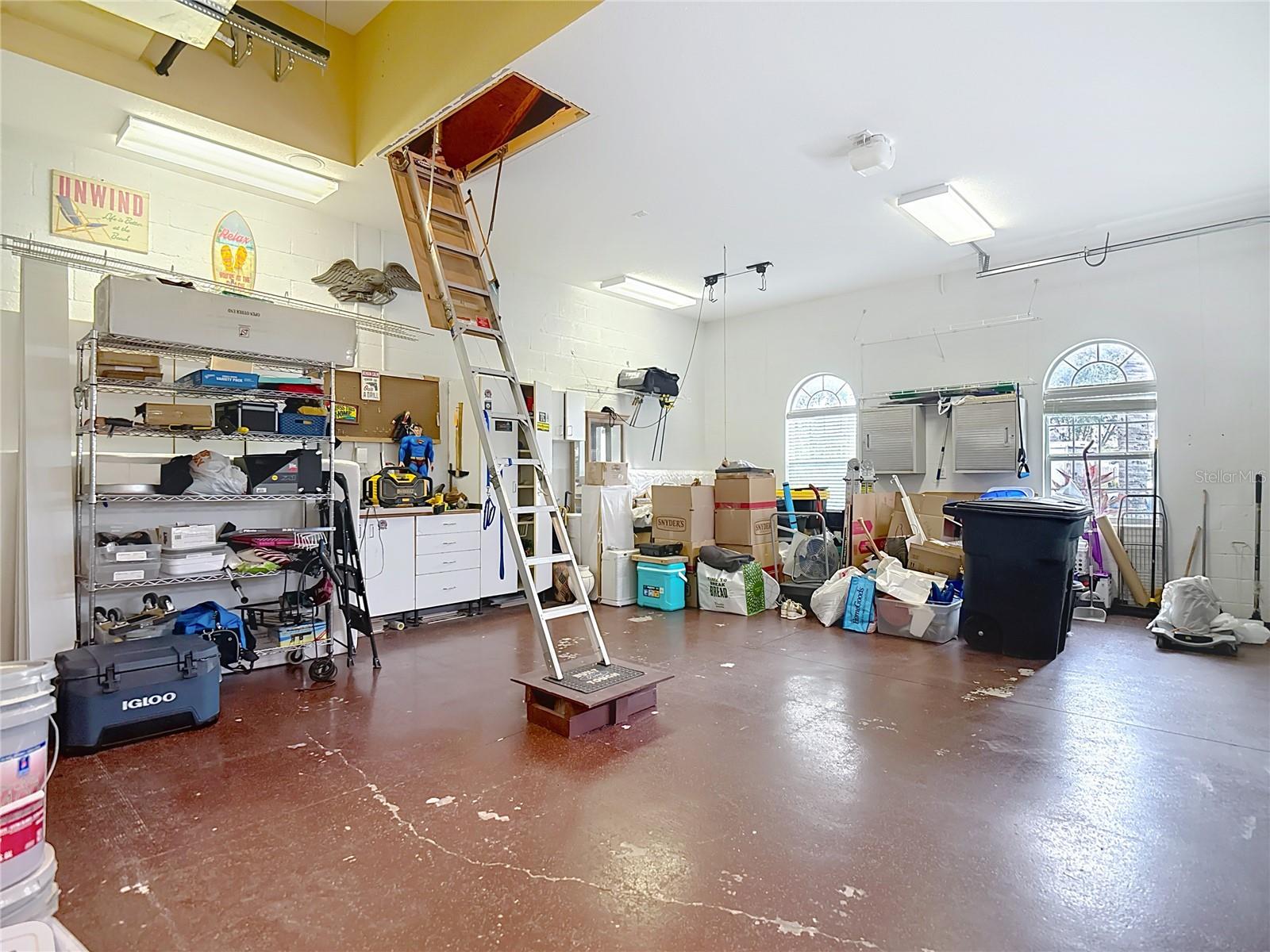 Oversize Garage