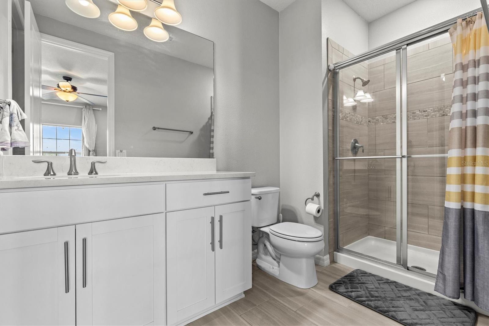 Bedroom 4 En-Suite Bath