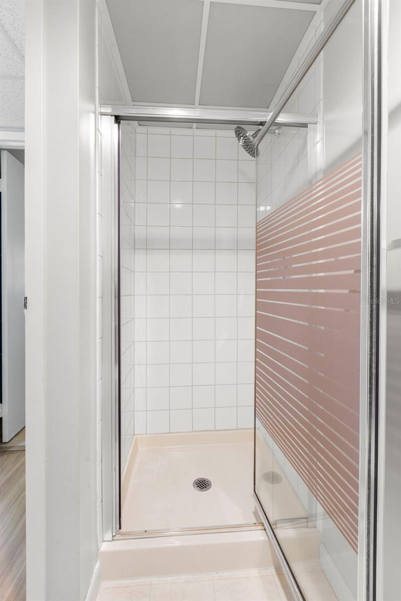 Primary Bedroom/En-Suite