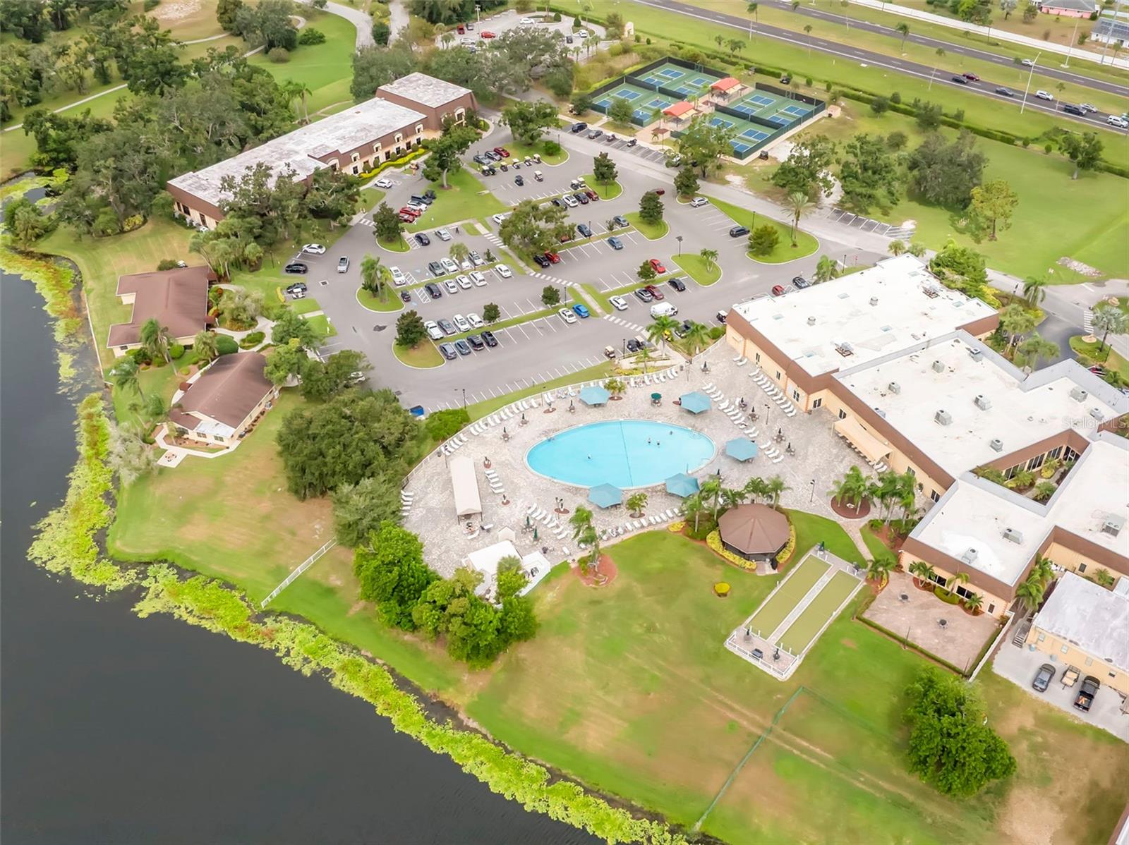 North Club House and 2020 Centre