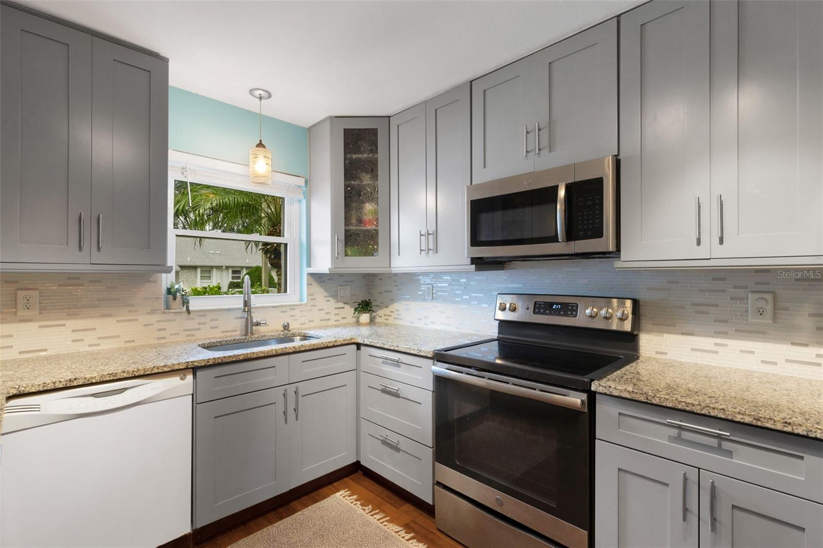 Built in microwave frees up counter space