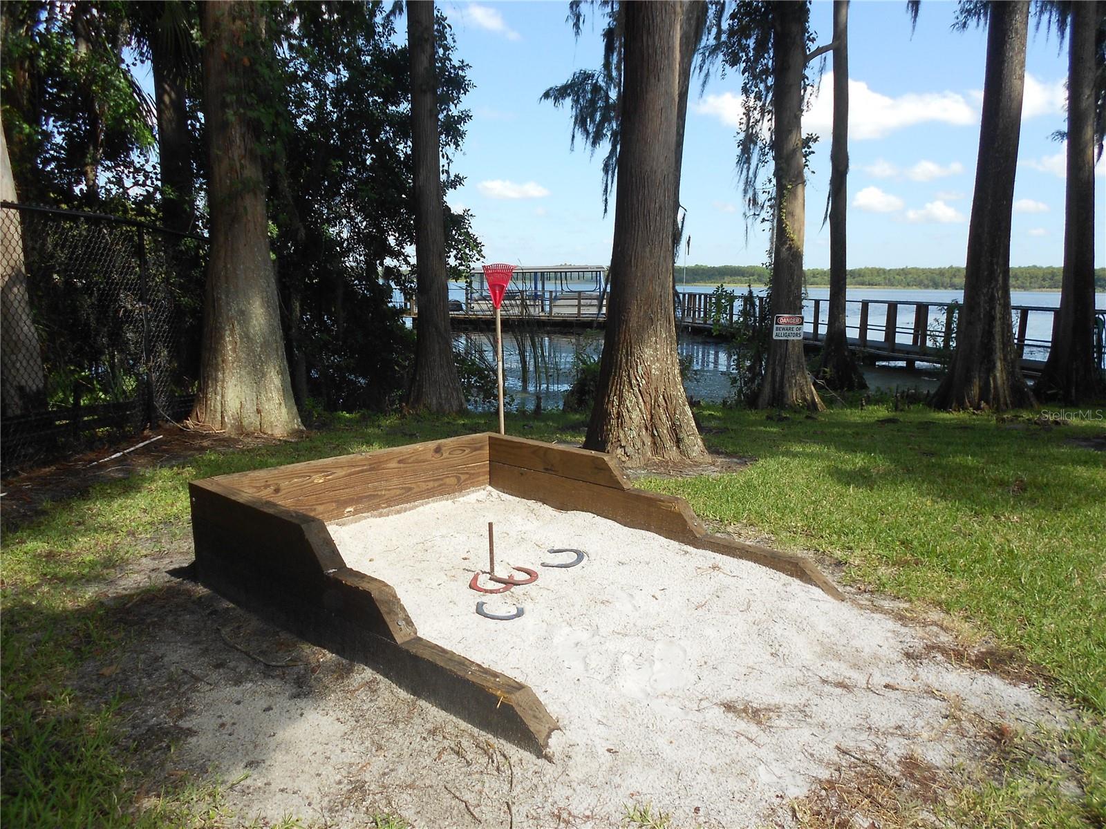 Horseshoes at the lake