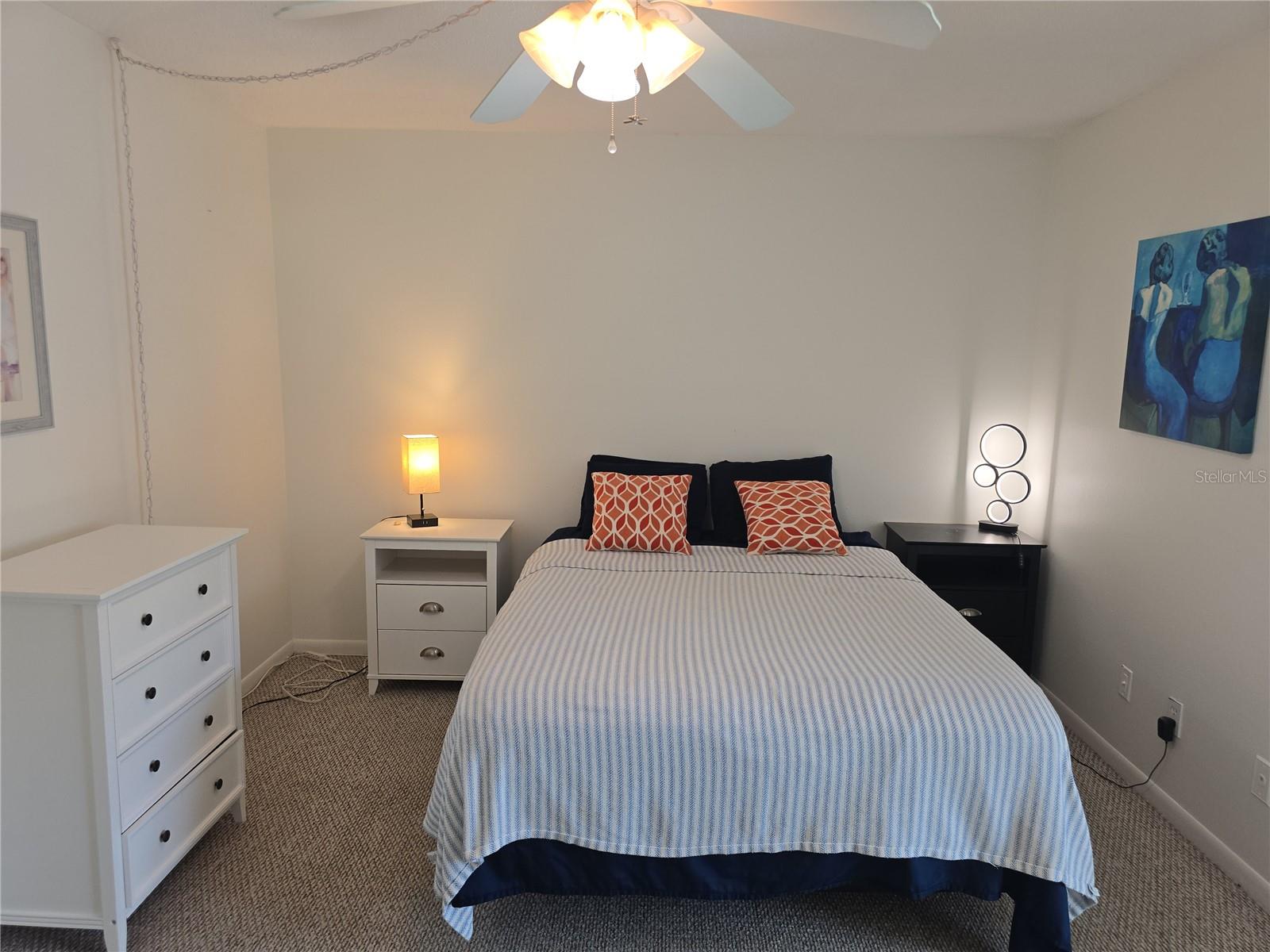 1st  Bedroom
