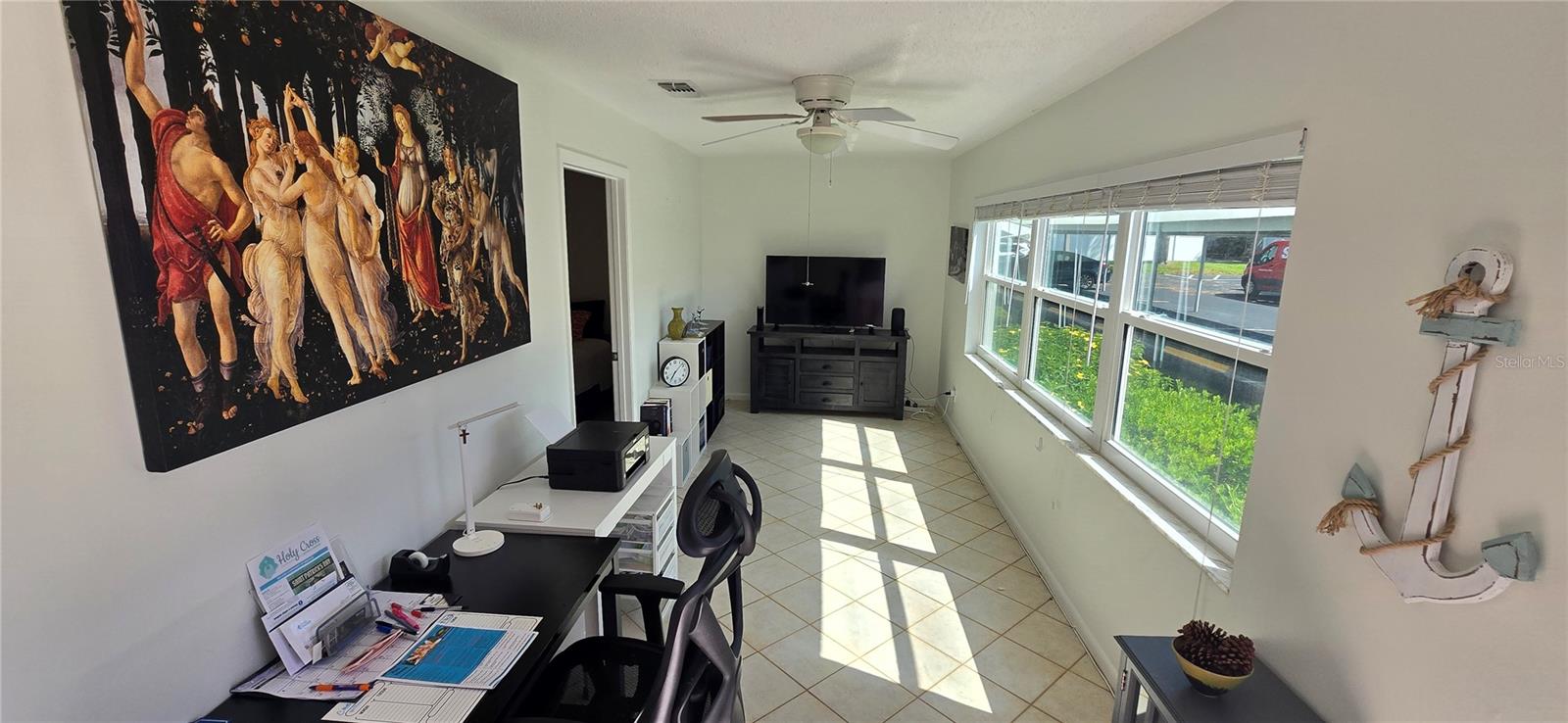 Bonus/office/FL roomfrom the backdoor