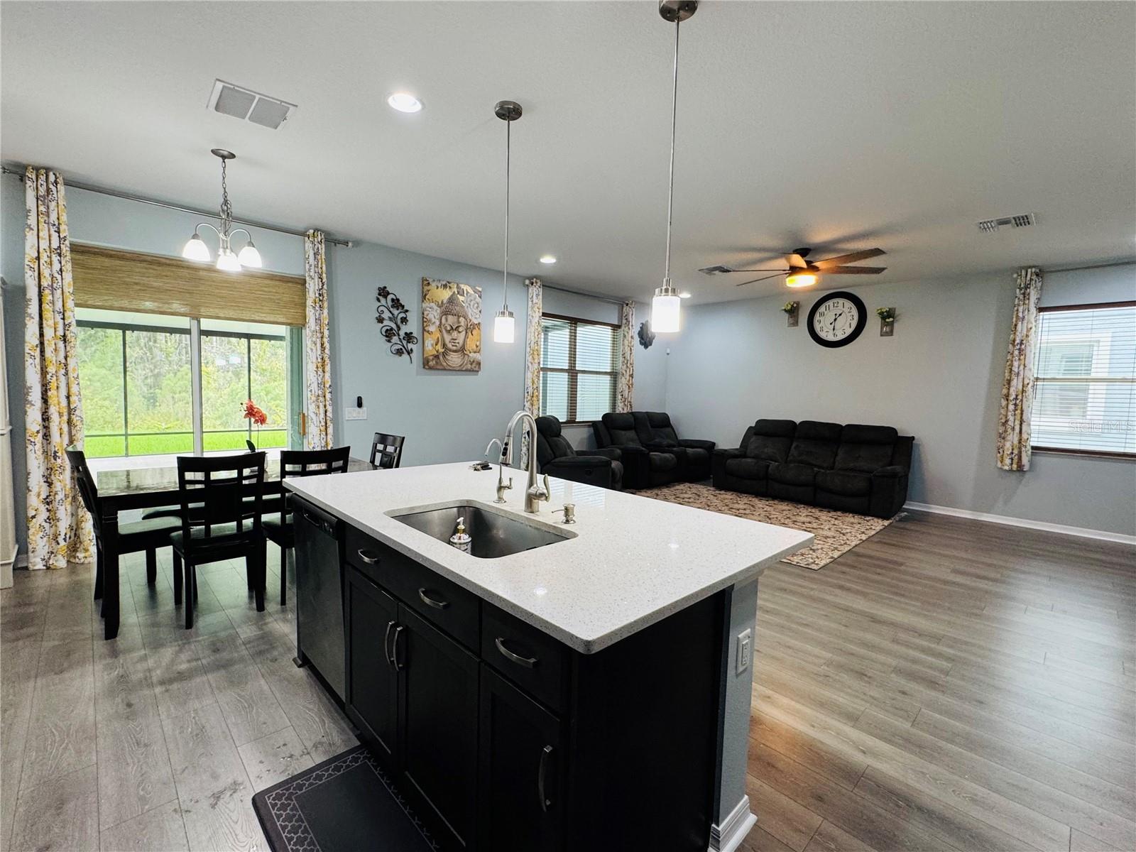Kitchen & Living Room Combo