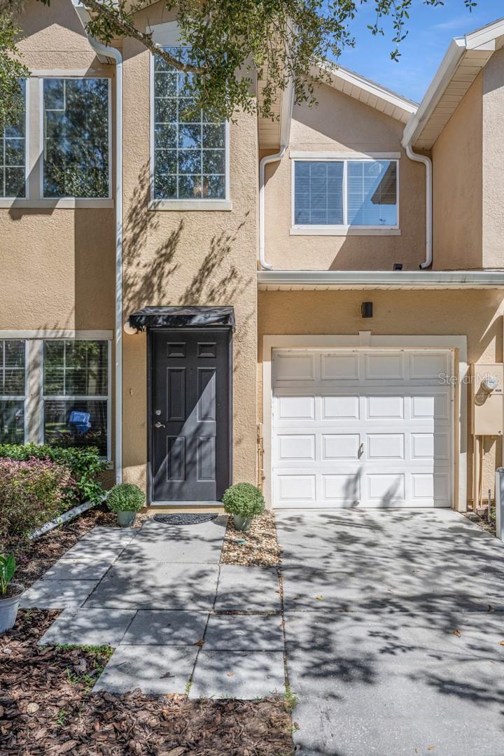 16313 Newbury Palms Ct