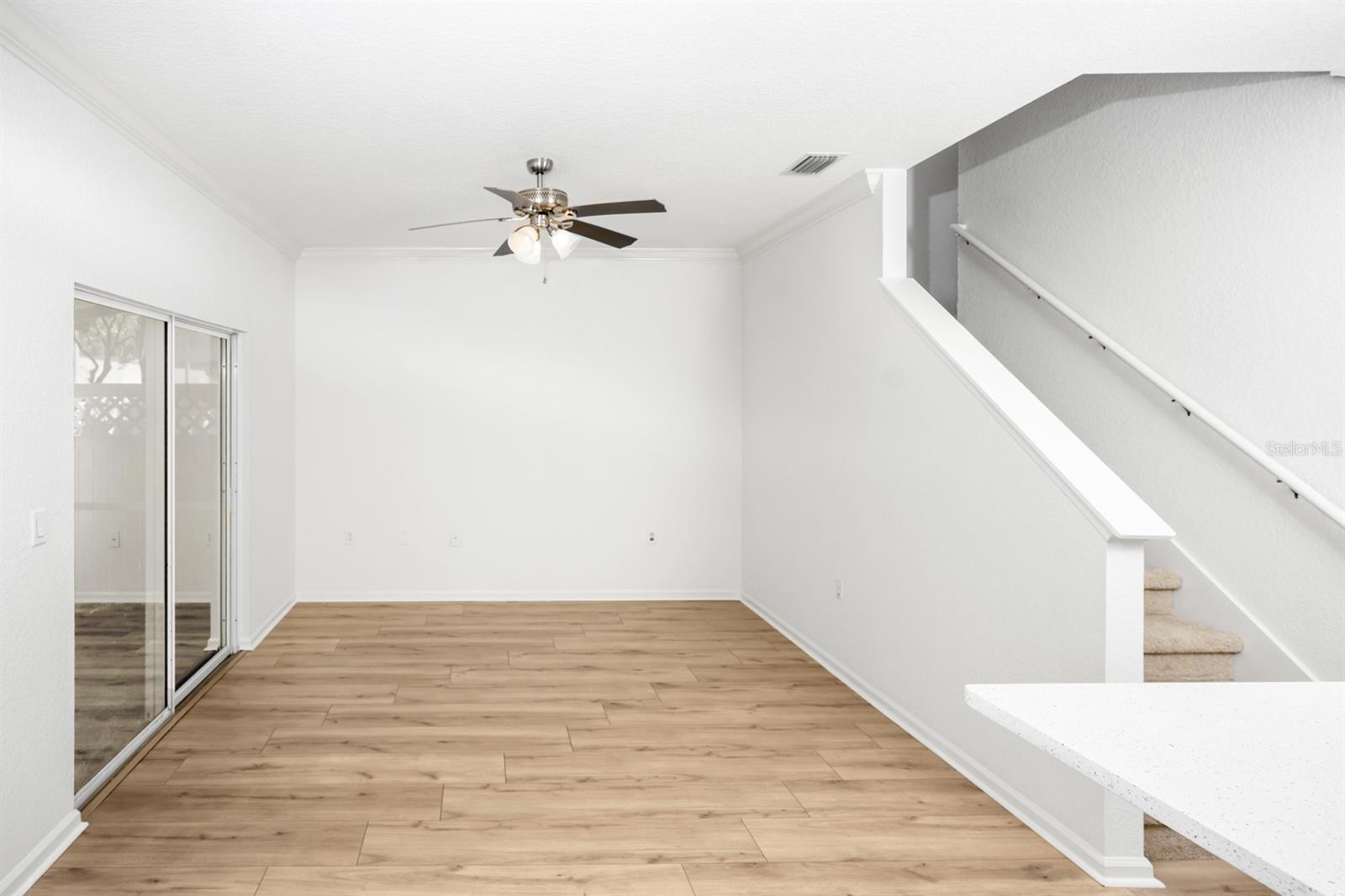 Kitchen/ family room combo