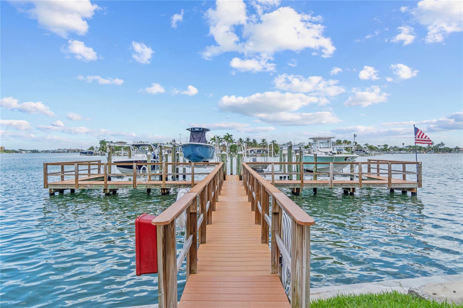 community dock