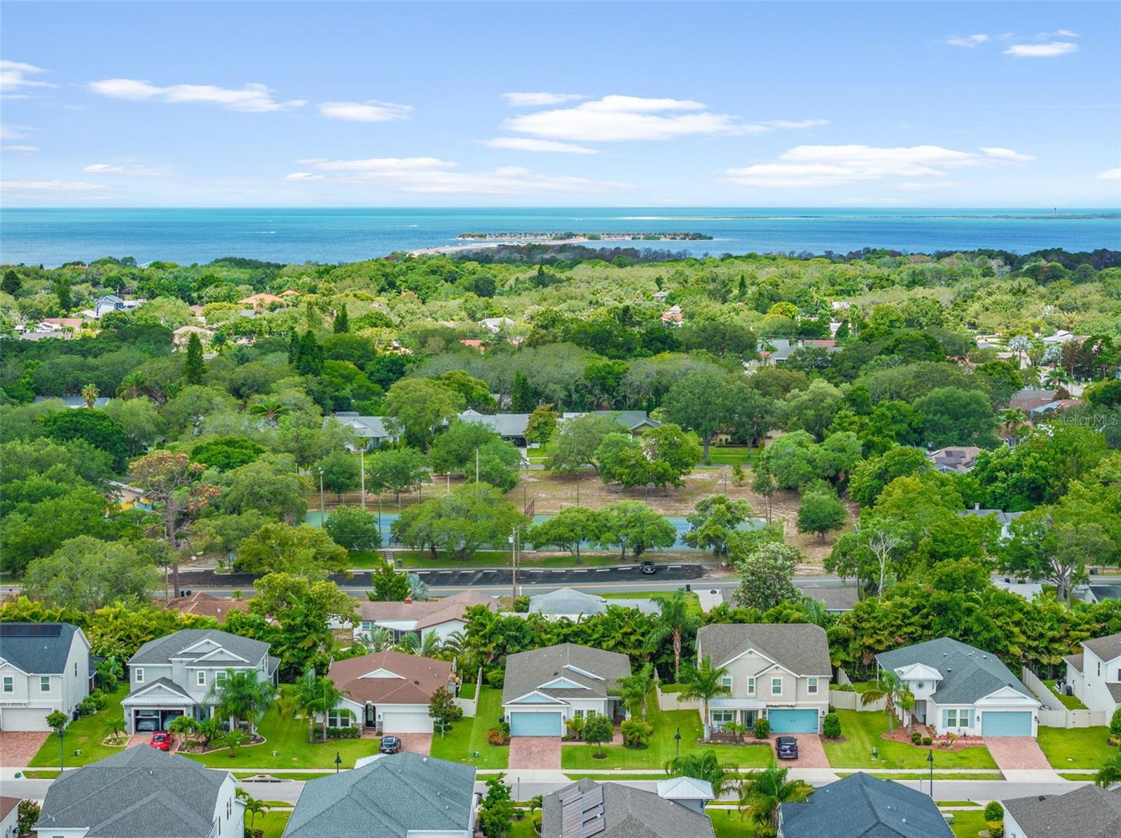 Prime Tarpon Springs location near Fred Howard Park and Sunset Beach, offering easy access to the Gulf for kayaking, boating, or paddleboarding.