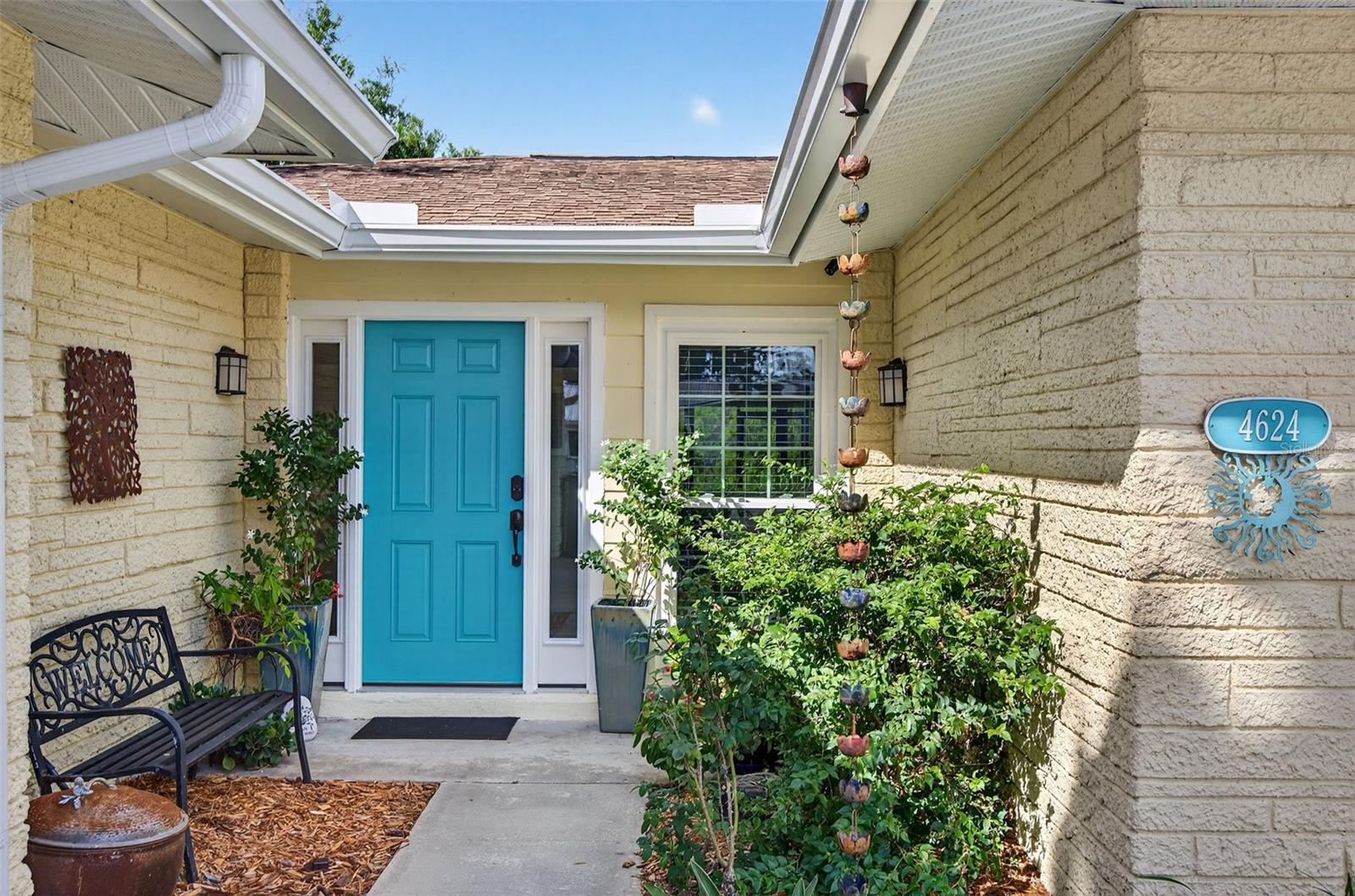 Front Courtyard entry